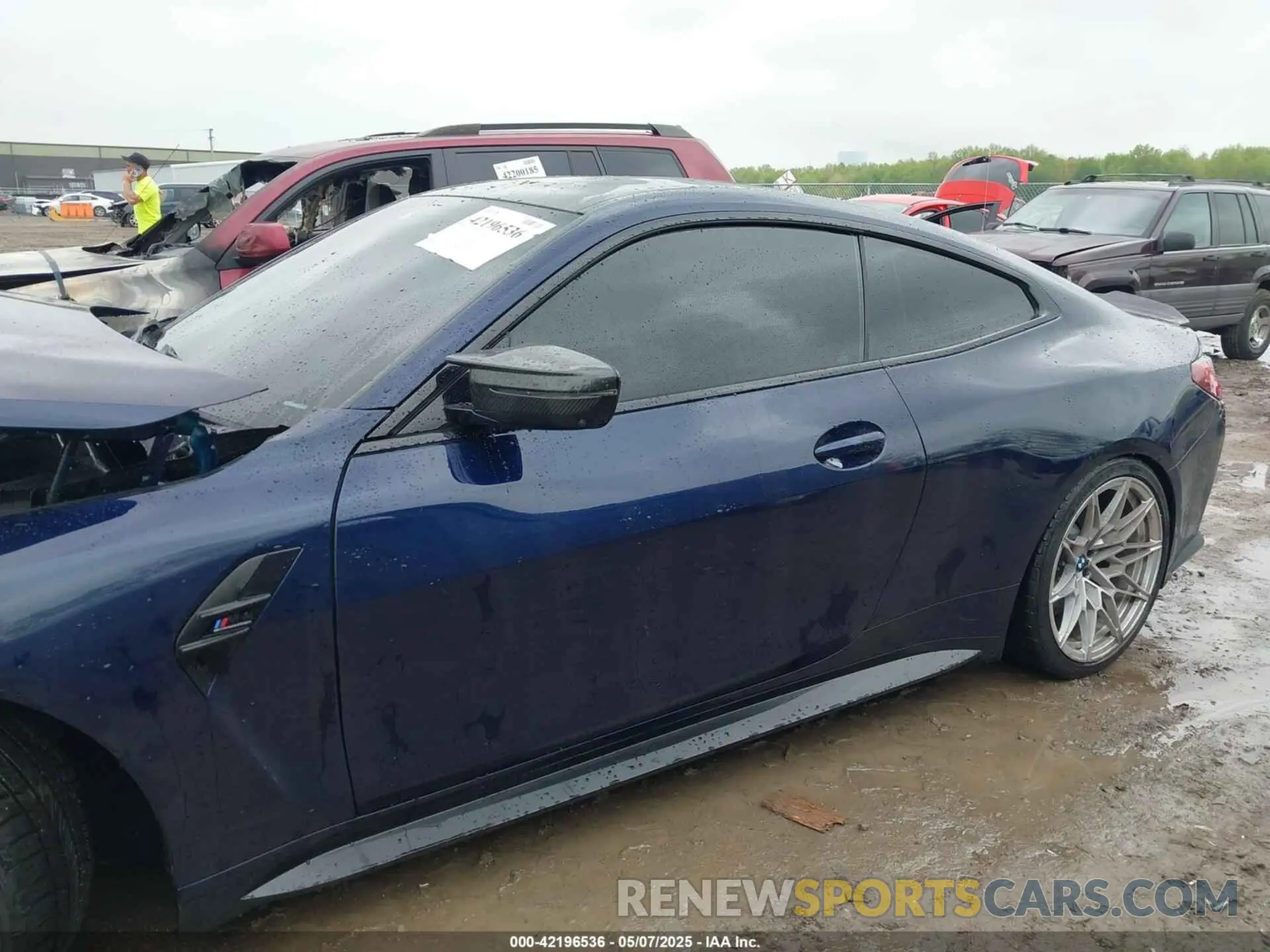 14 Photograph of a damaged car WBS43AZ07RCR10248 BMW M4 2024