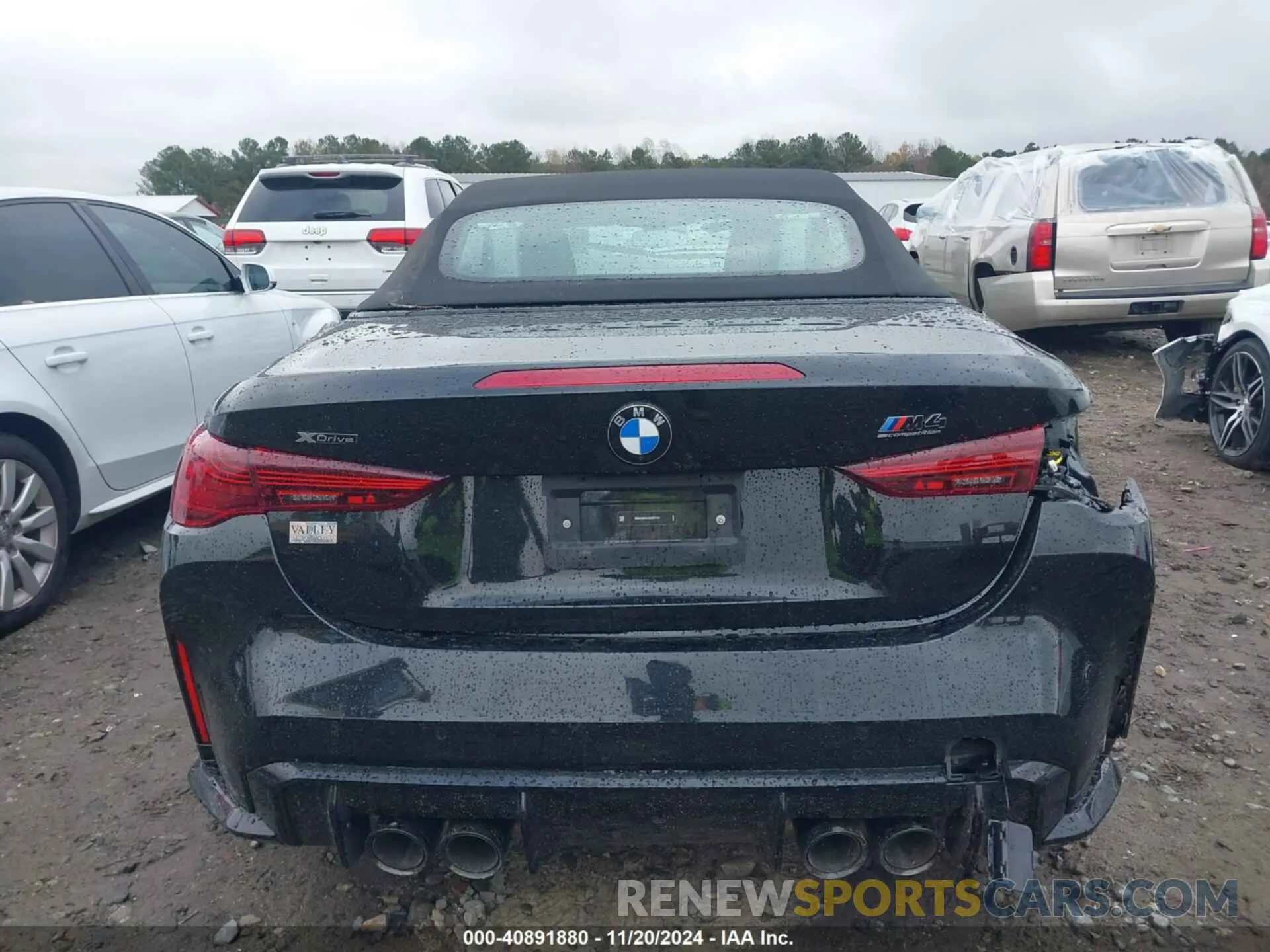 16 Photograph of a damaged car WBS43BA04SCS67154 BMW M4 2025