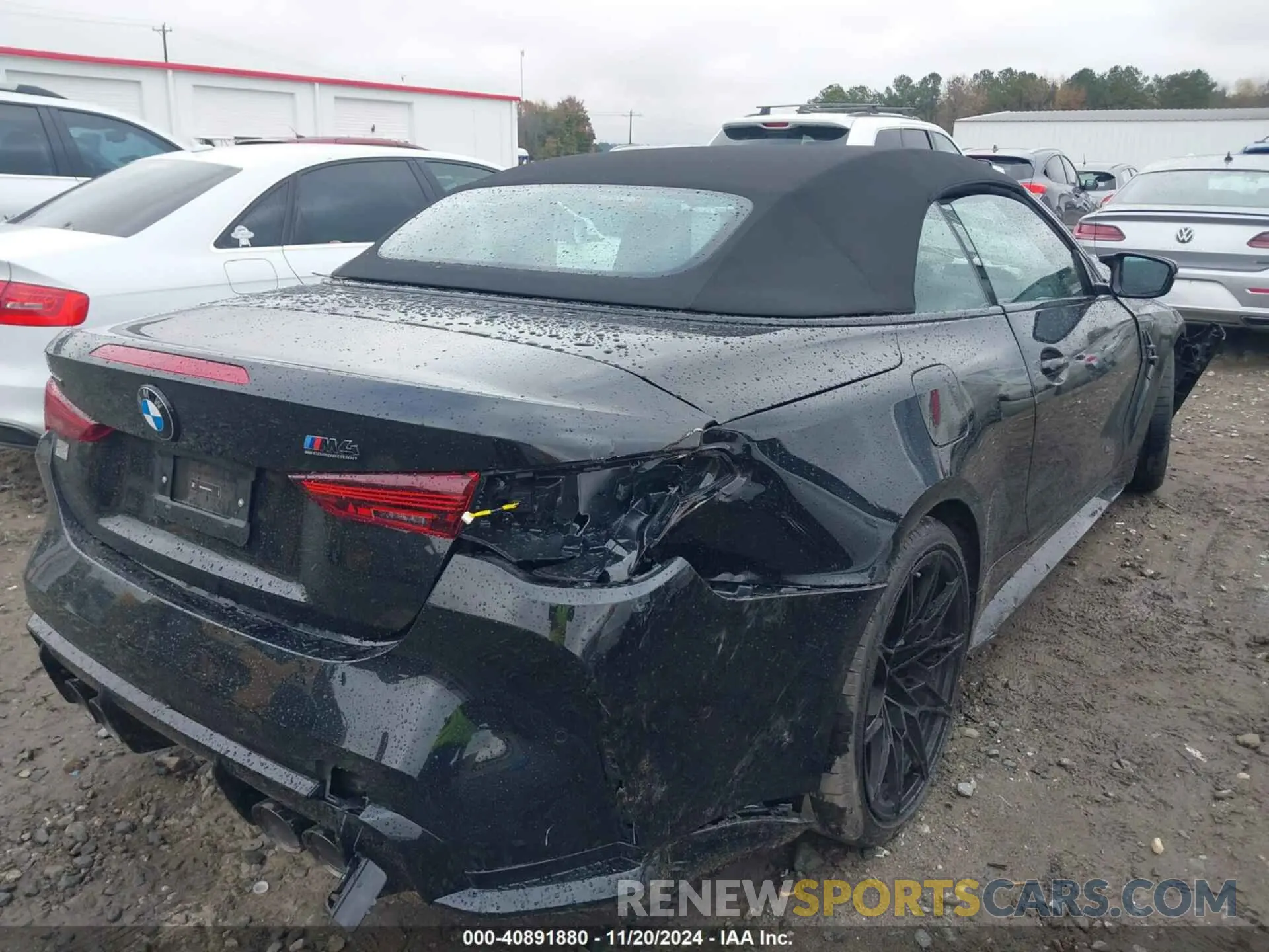 4 Photograph of a damaged car WBS43BA04SCS67154 BMW M4 2025