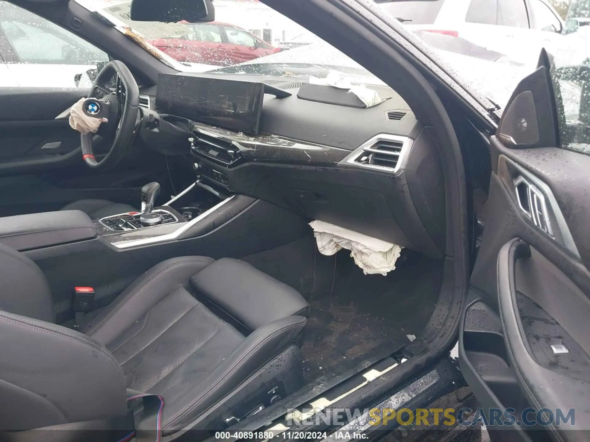 5 Photograph of a damaged car WBS43BA04SCS67154 BMW M4 2025
