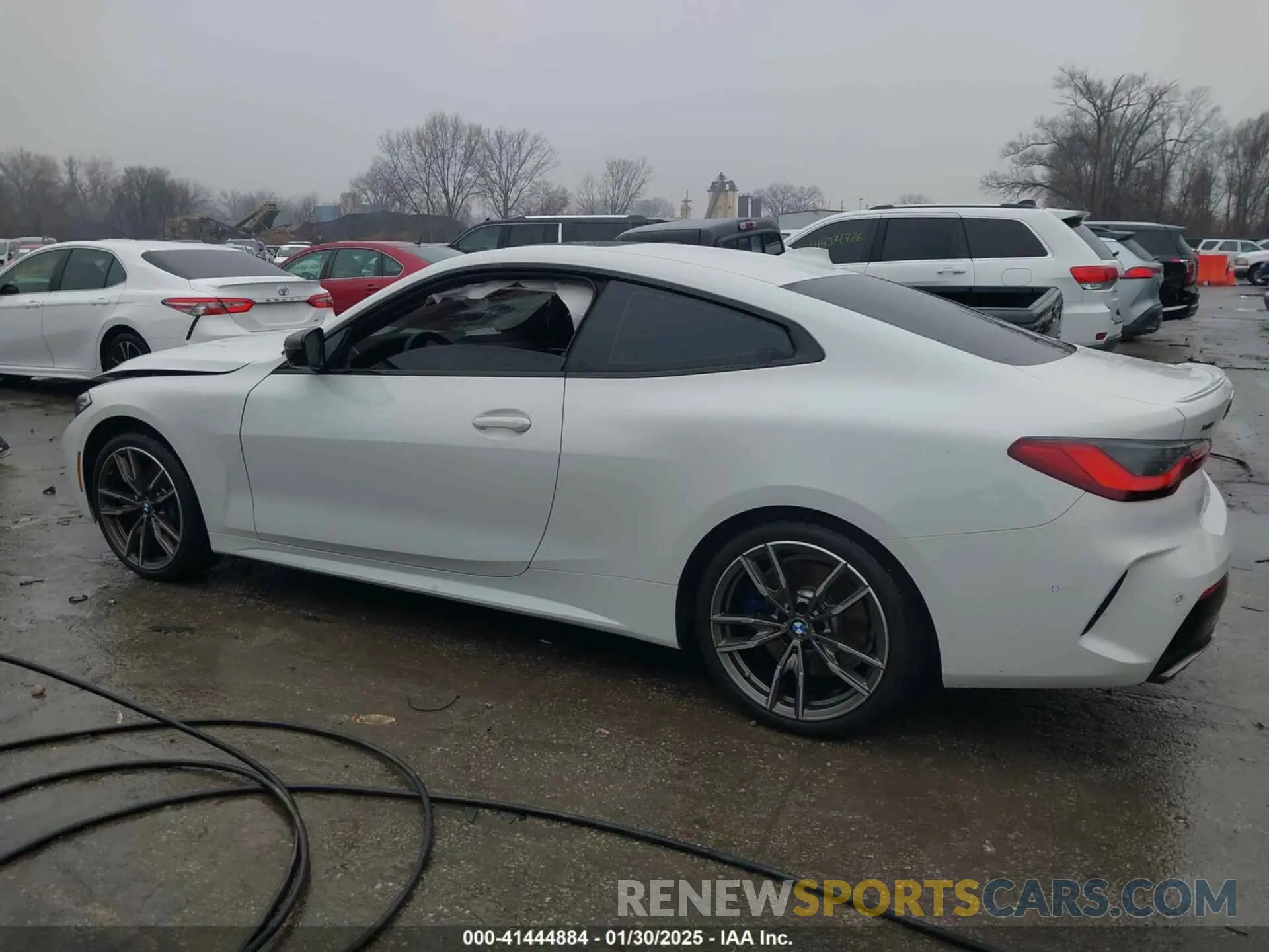 14 Photograph of a damaged car WBA13AR03MCF70924 BMW M440I 2021