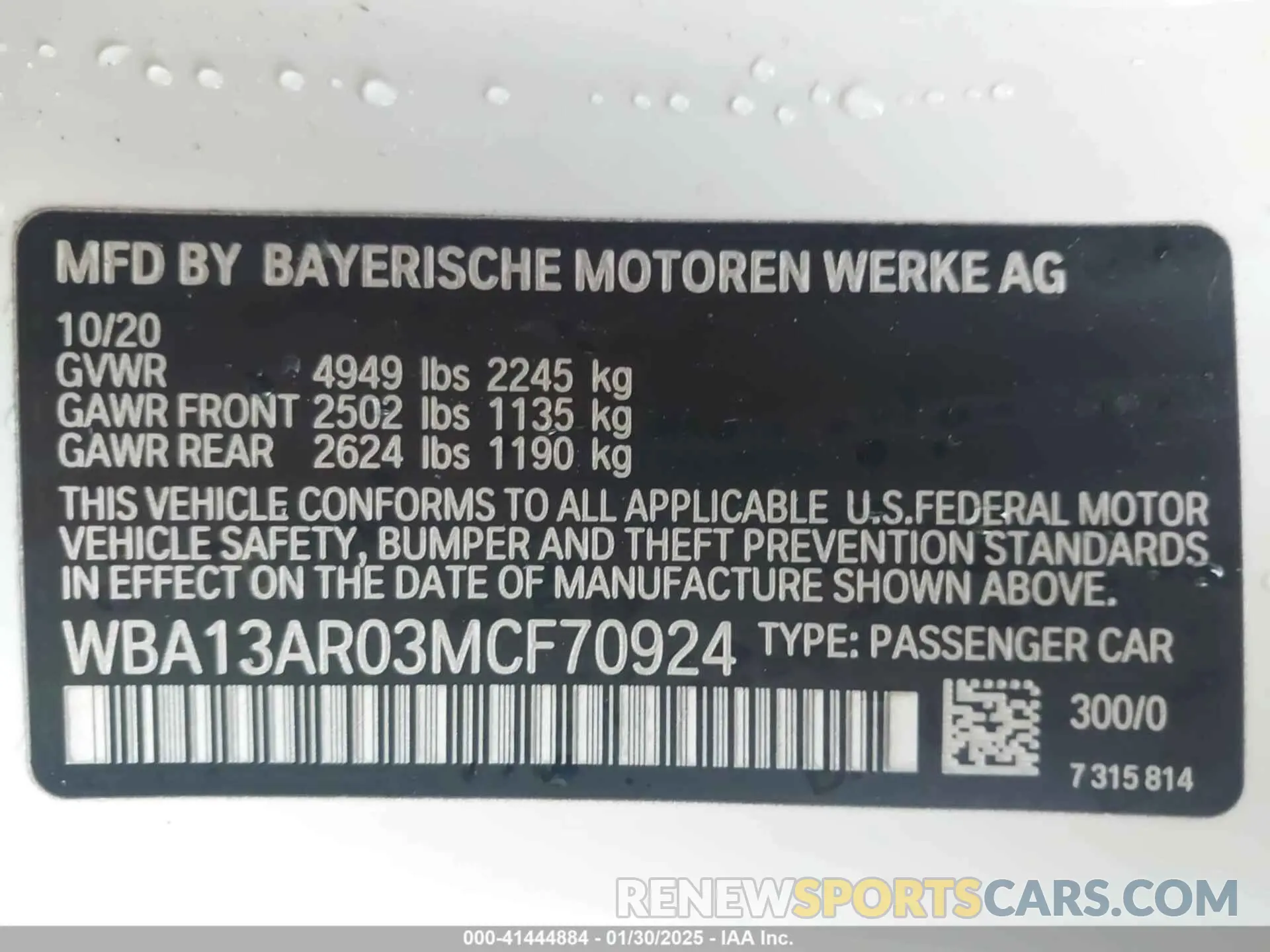 9 Photograph of a damaged car WBA13AR03MCF70924 BMW M440I 2021