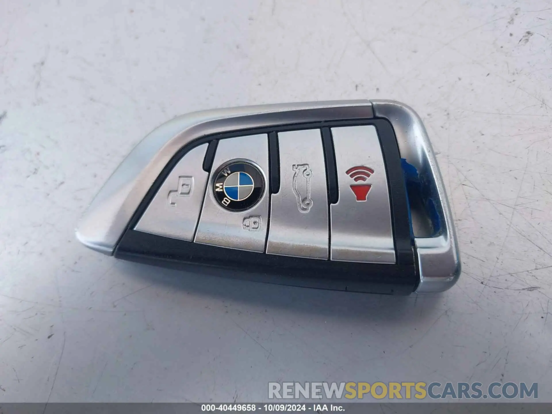 11 Photograph of a damaged car WBA13AR05MCG19783 BMW M440I 2021