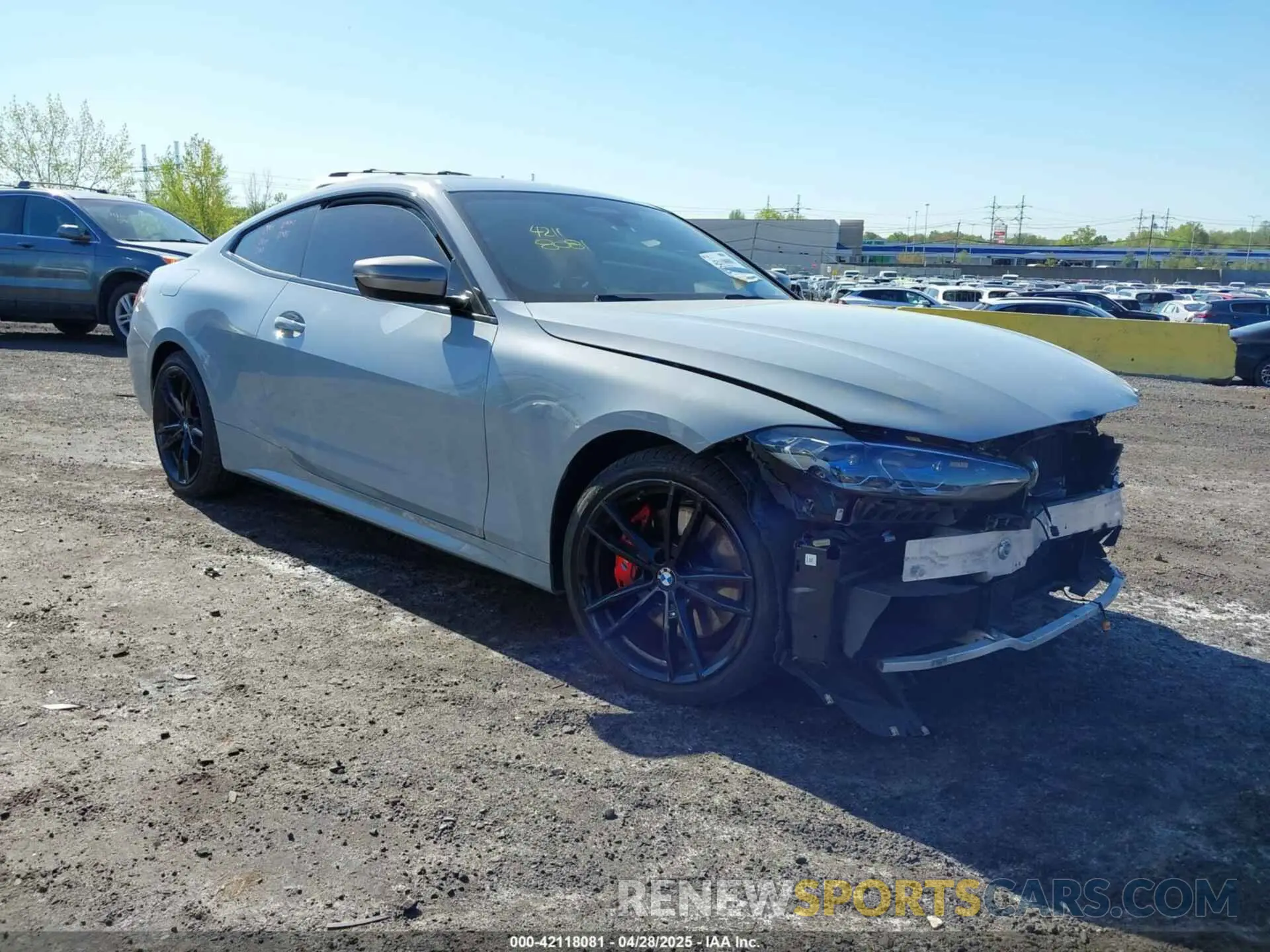 1 Photograph of a damaged car WBA13AR02NCH93750 BMW M440I 2022