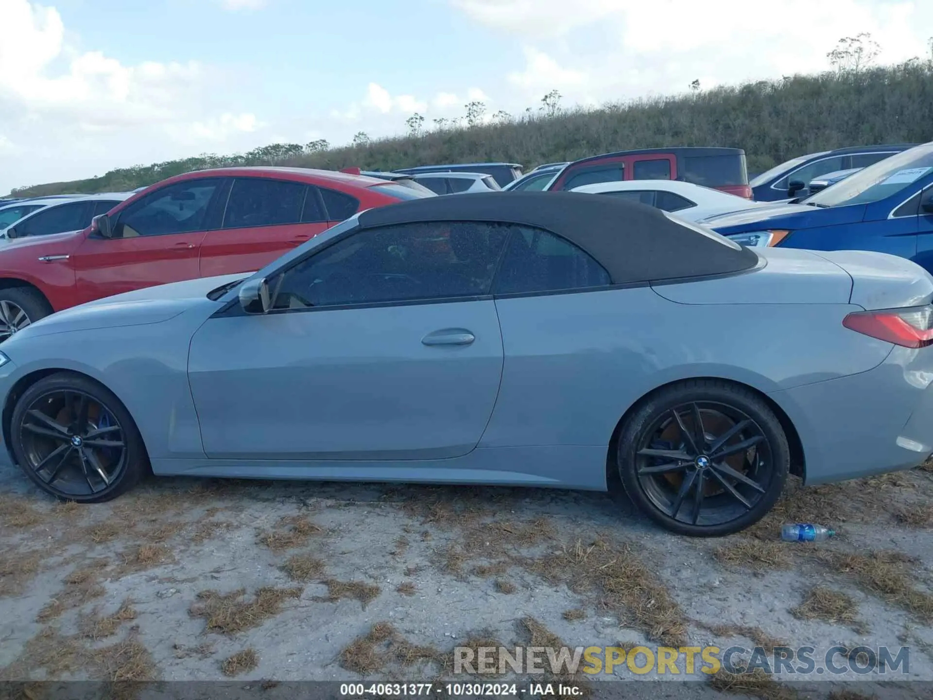14 Photograph of a damaged car WBA53AT0XPCL59487 BMW M440I 2023
