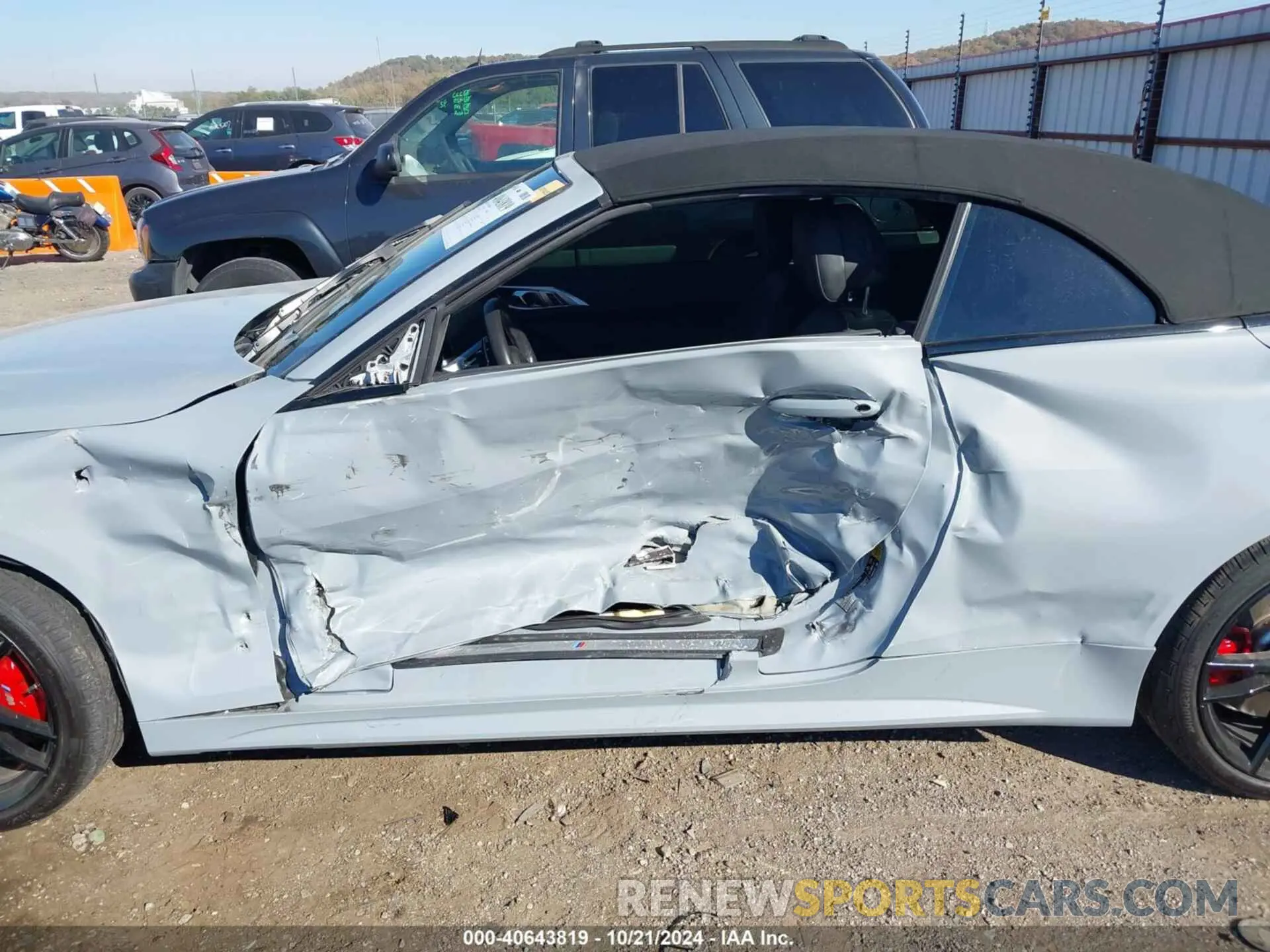 15 Photograph of a damaged car WBA63AT03PCL33351 BMW M440I 2023