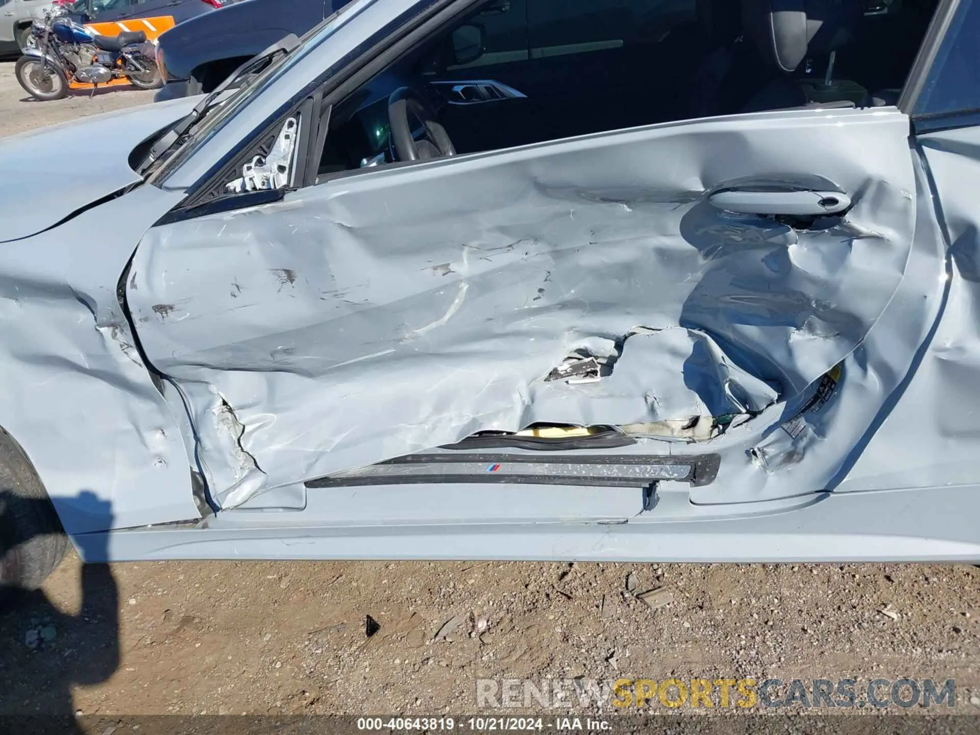 6 Photograph of a damaged car WBA63AT03PCL33351 BMW M440I 2023