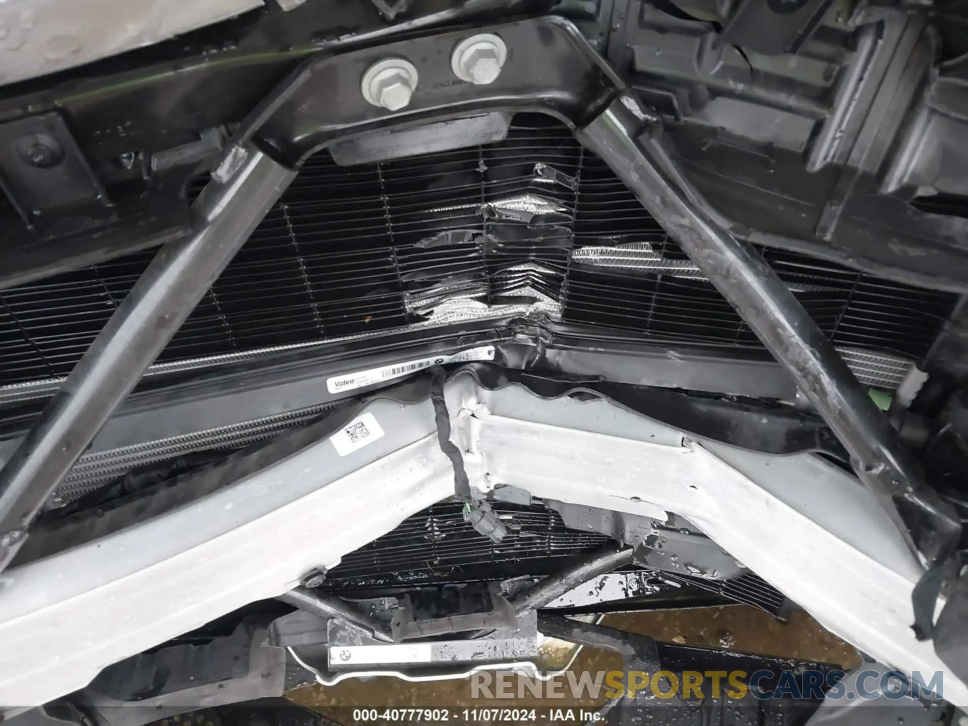 18 Photograph of a damaged car WBA63AT04PCL70876 BMW M440I 2023