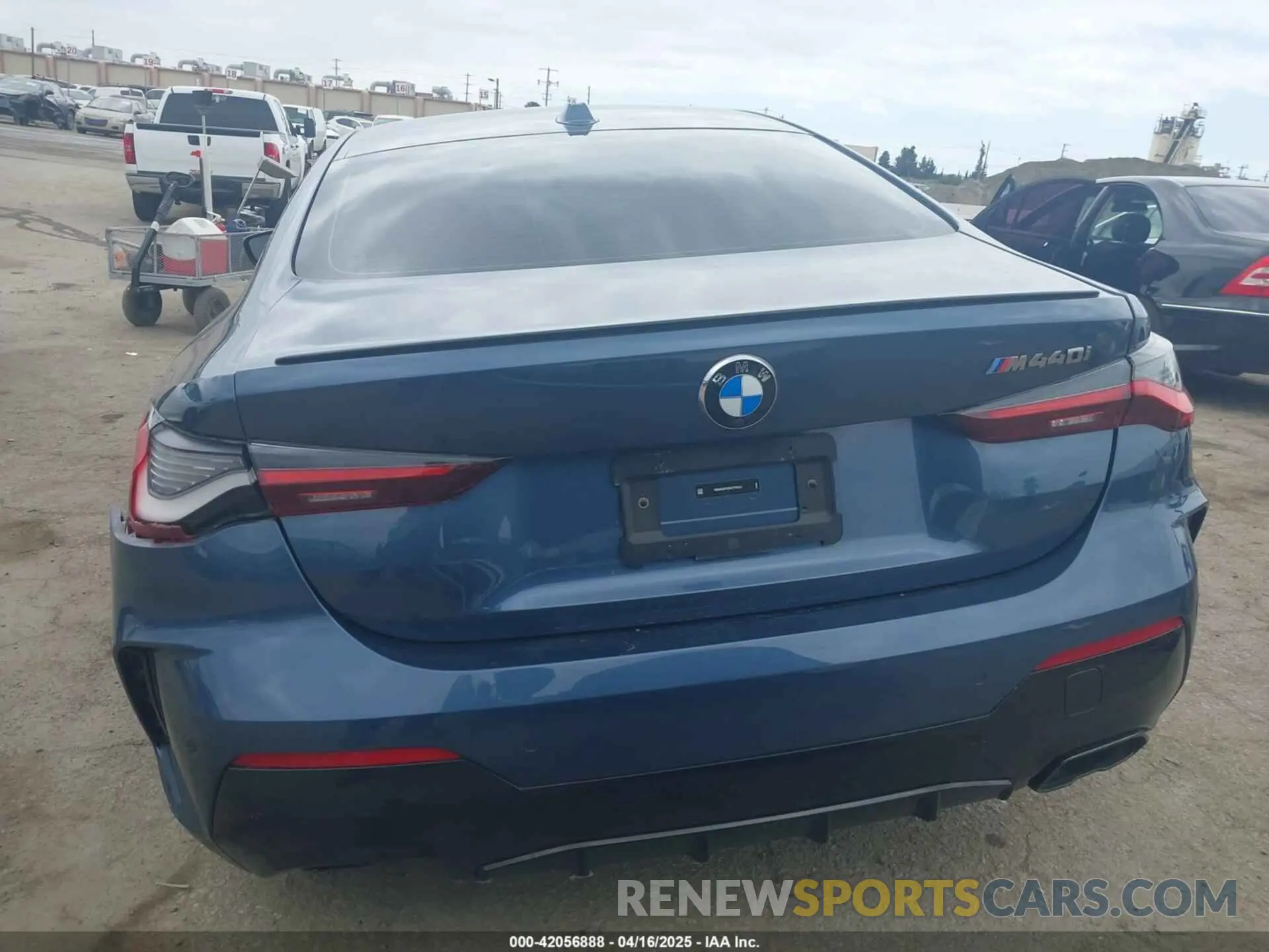 16 Photograph of a damaged car WBA83AP02RCP78122 BMW M440I 2024