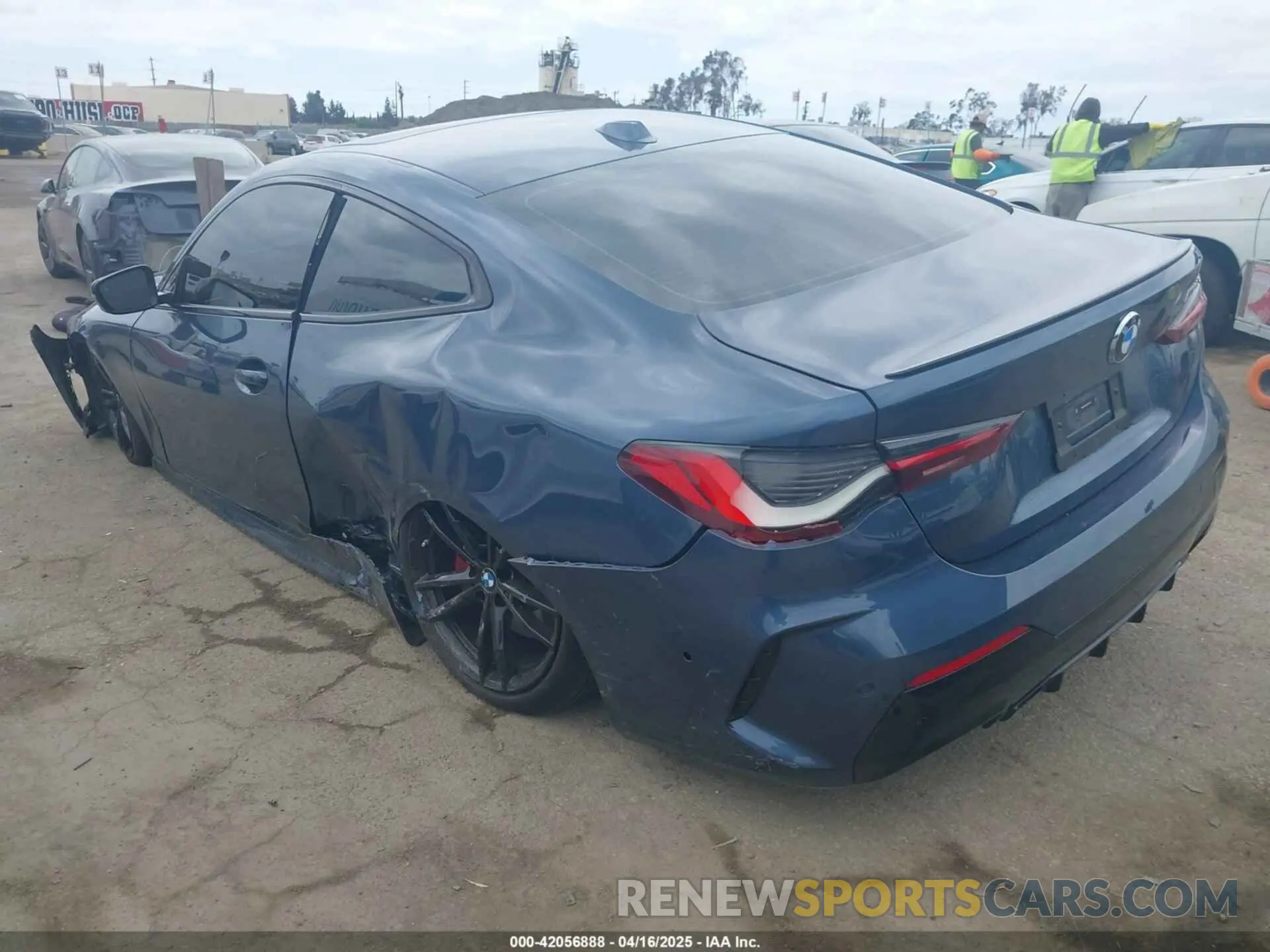 3 Photograph of a damaged car WBA83AP02RCP78122 BMW M440I 2024