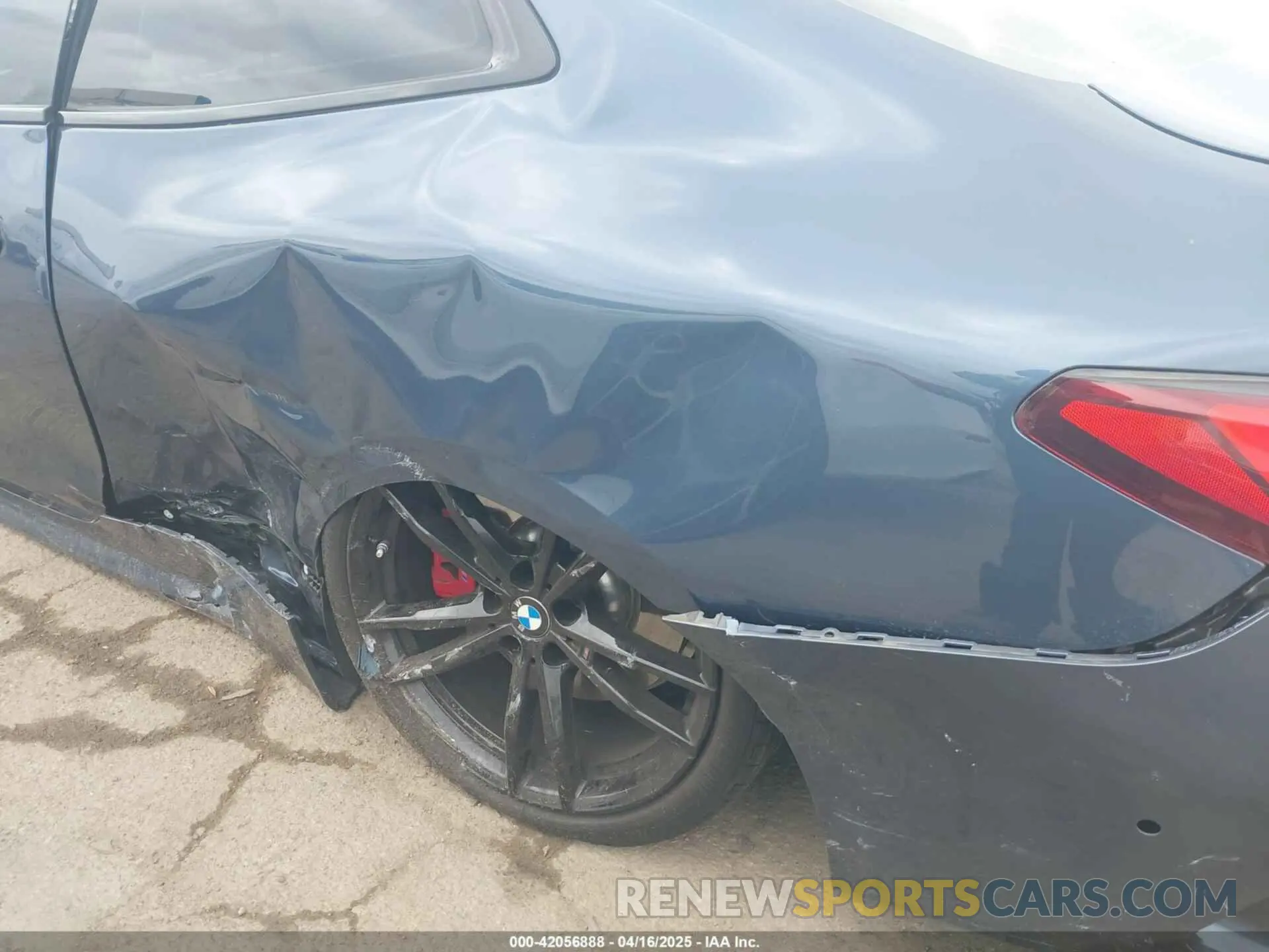 6 Photograph of a damaged car WBA83AP02RCP78122 BMW M440I 2024
