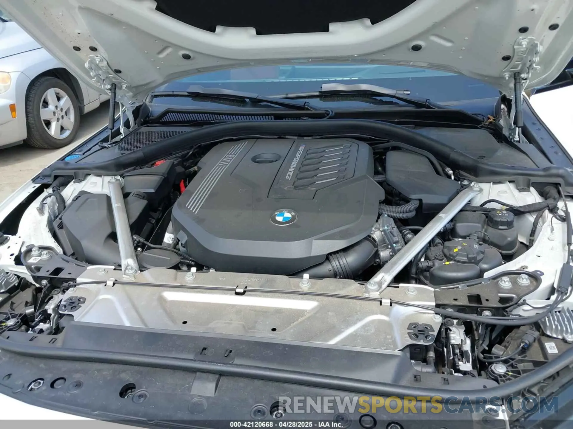 10 Photograph of a damaged car WBA83AP05RCP48631 BMW M440I 2024