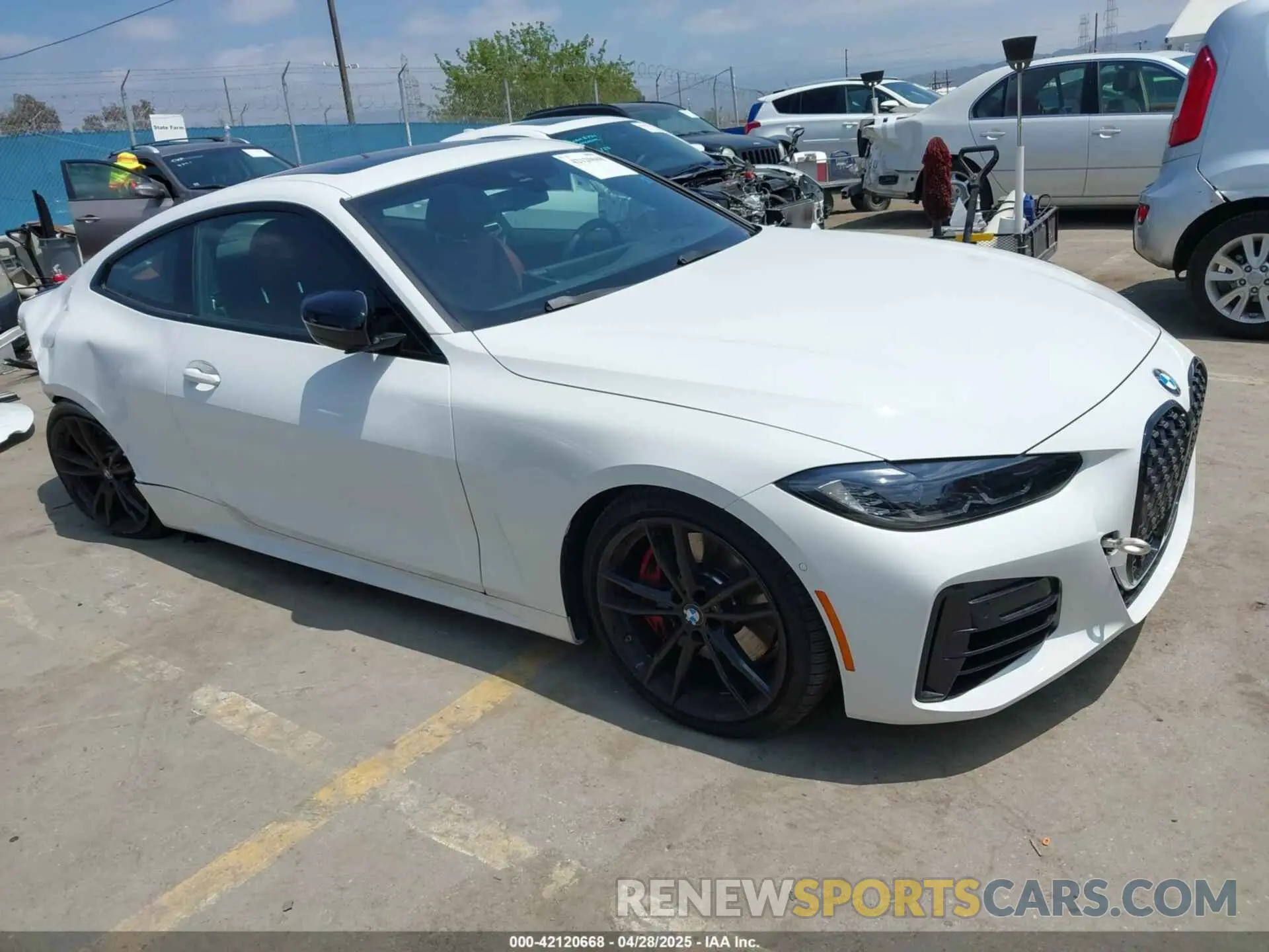 13 Photograph of a damaged car WBA83AP05RCP48631 BMW M440I 2024