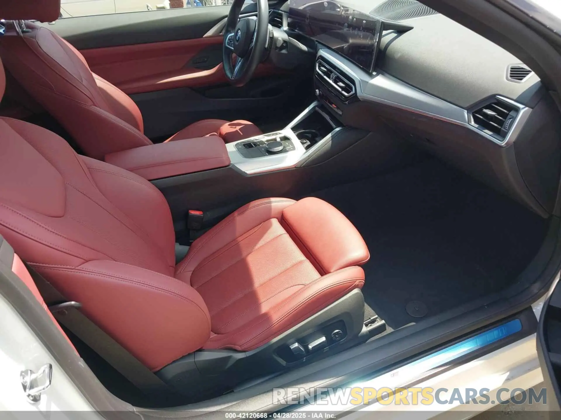 5 Photograph of a damaged car WBA83AP05RCP48631 BMW M440I 2024