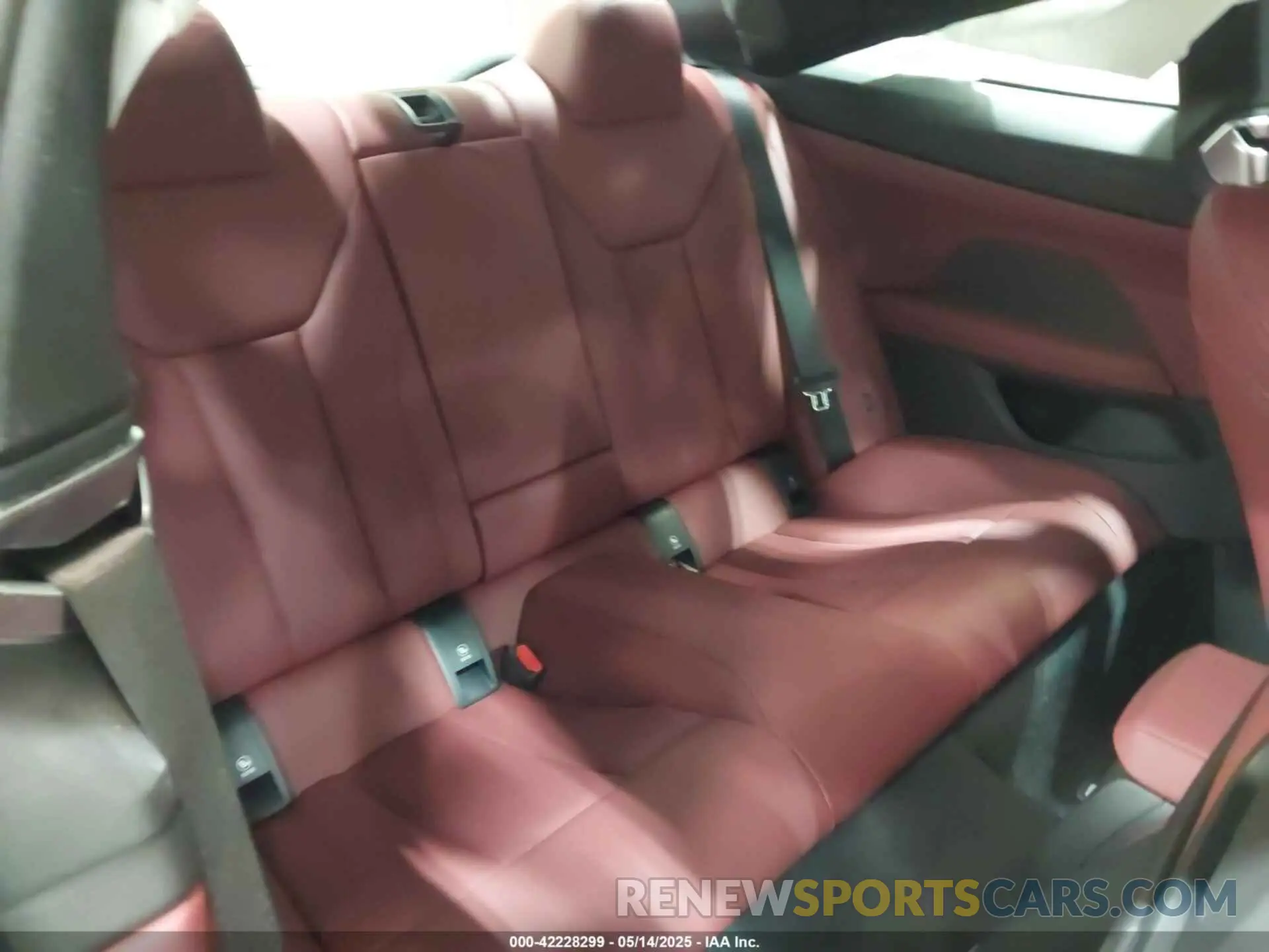 8 Photograph of a damaged car WBA83DA00SCT09661 BMW M440I 2025