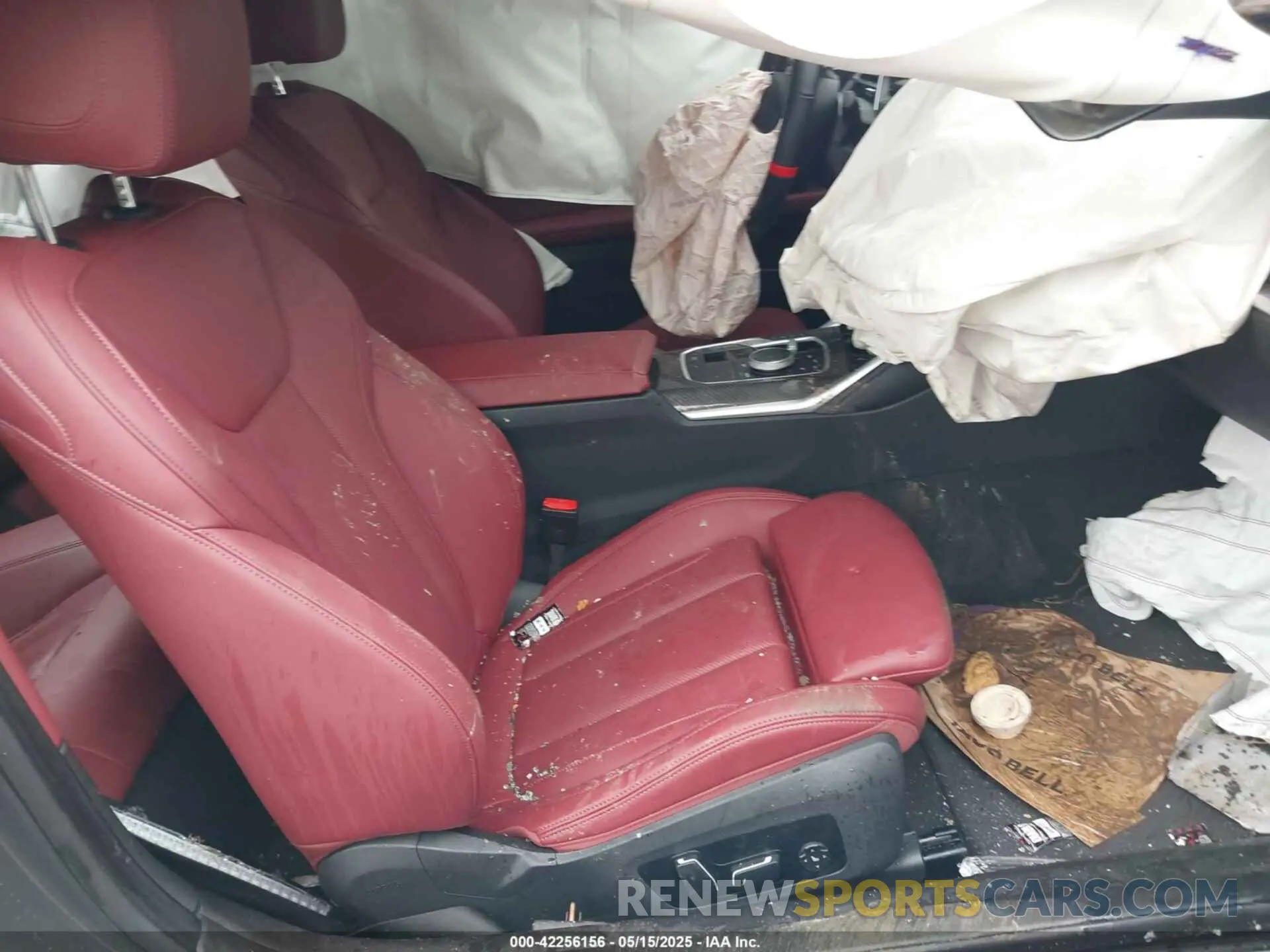 5 Photograph of a damaged car WBA83DA00SCU05211 BMW M440I 2025