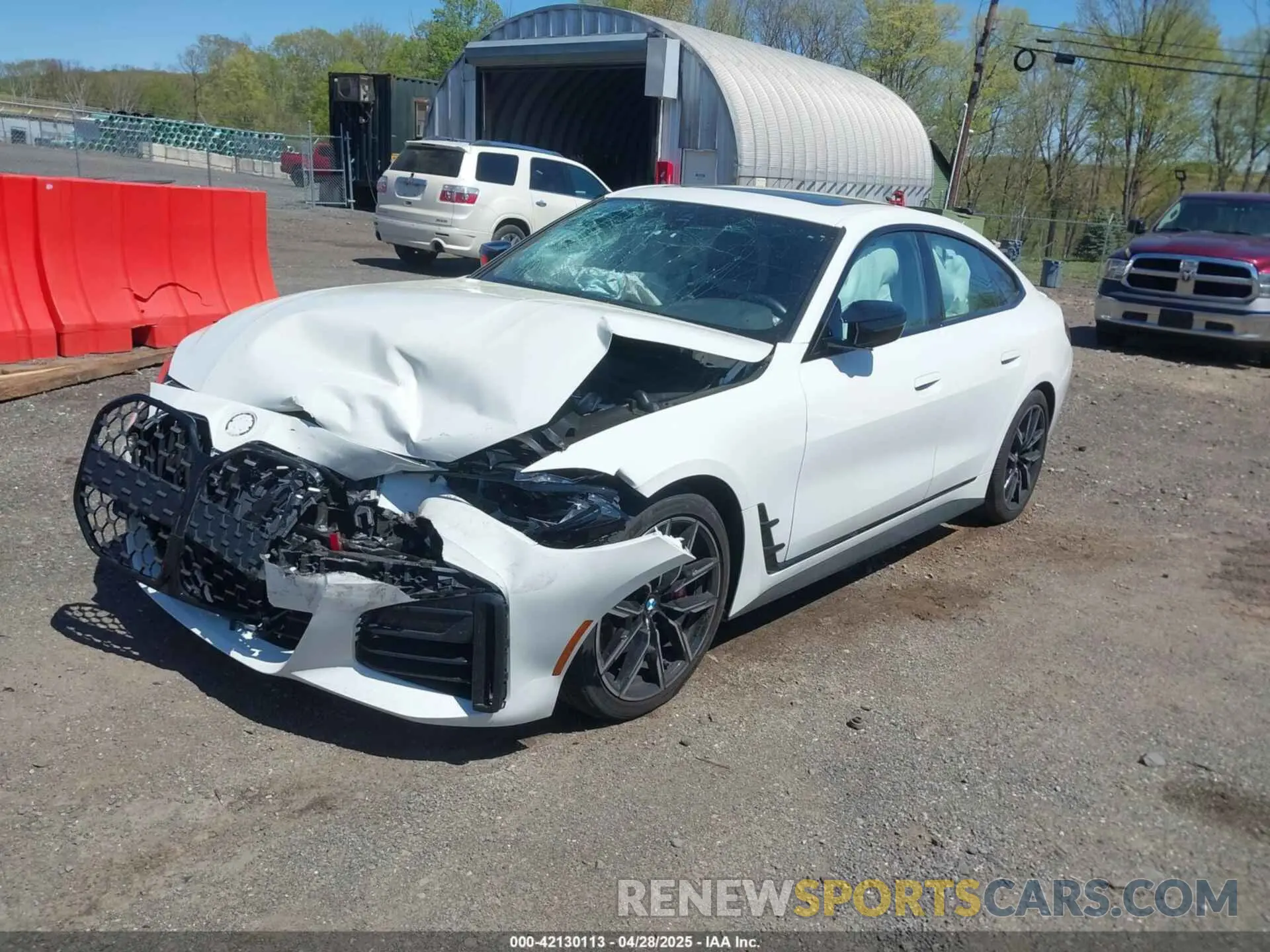 2 Photograph of a damaged car WBA13AW09NFM04876 BMW M440I GRAN COUPE 2022