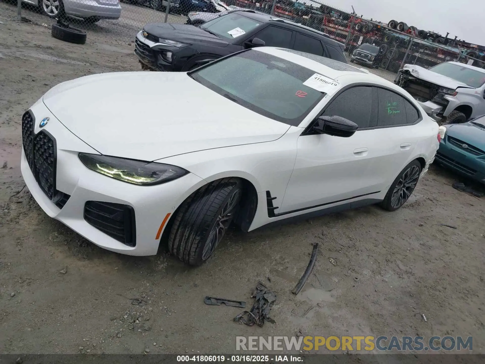 2 Photograph of a damaged car WBA13AW09NFM30121 BMW M440I GRAN COUPE 2022