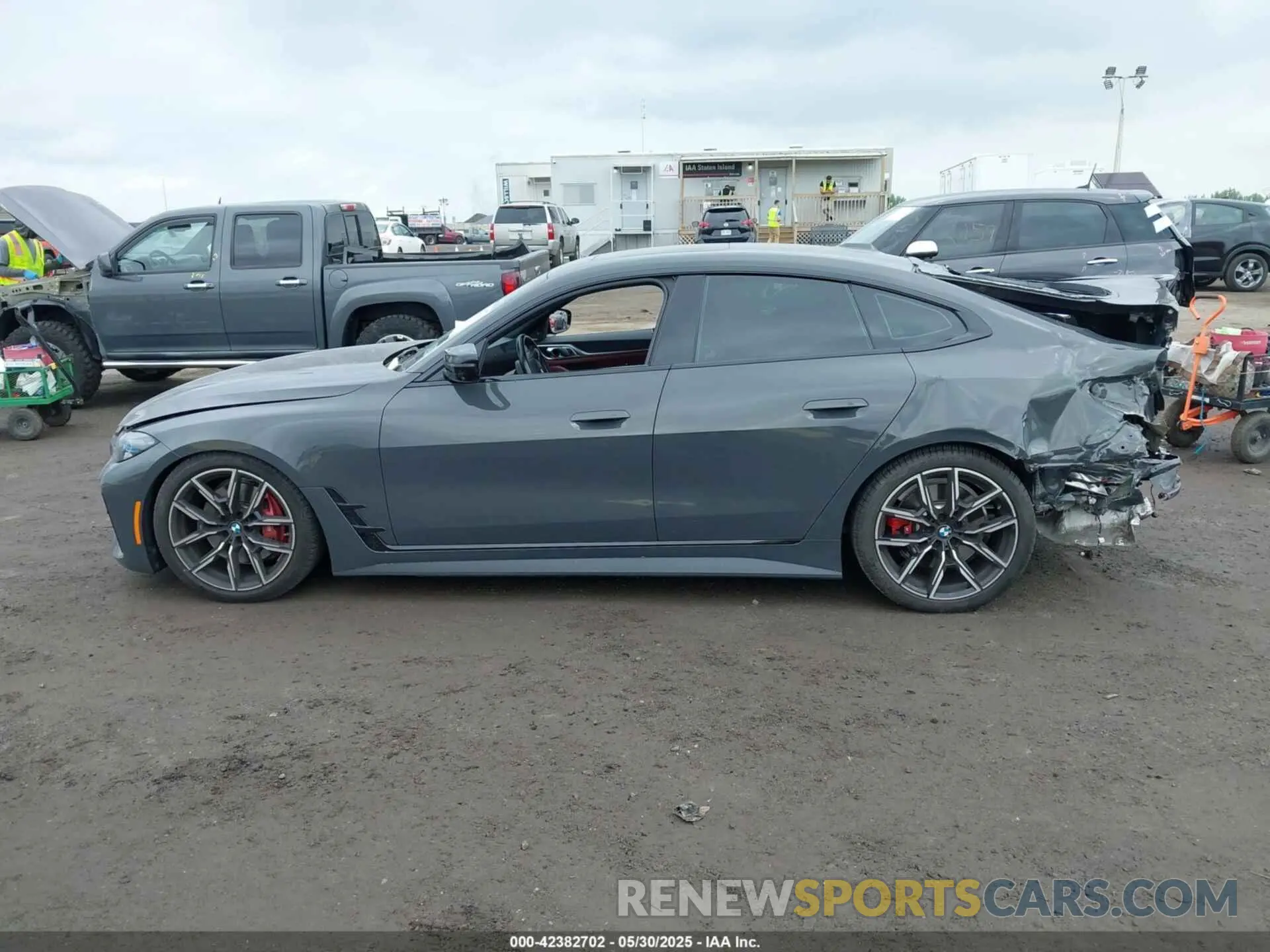 14 Photograph of a damaged car WBA13AW03RFP45194 BMW M440I GRAN COUPE 2024