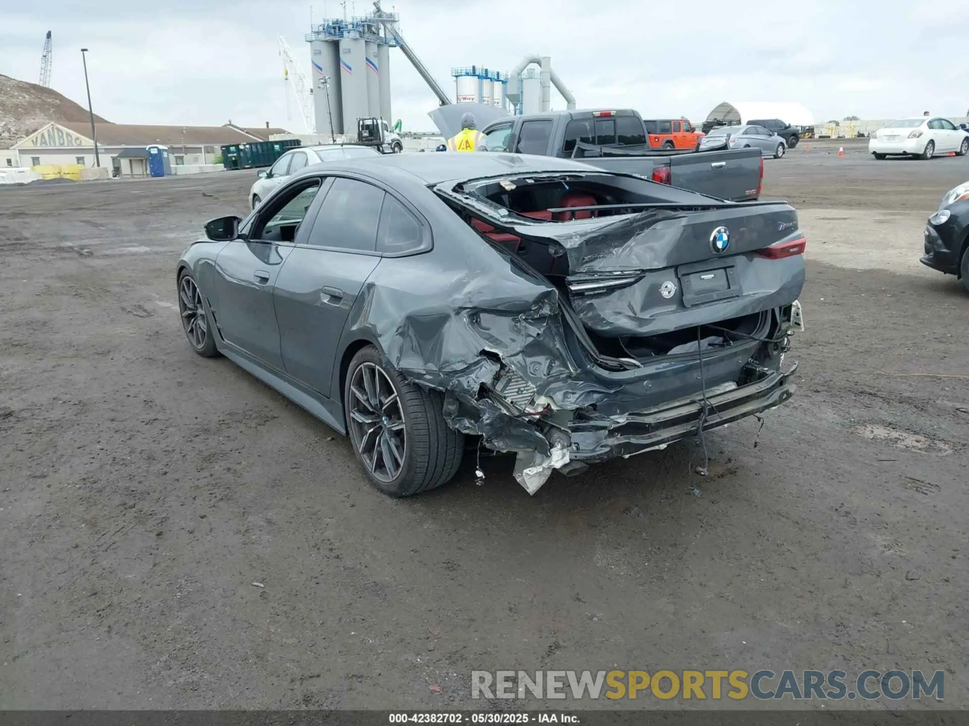 3 Photograph of a damaged car WBA13AW03RFP45194 BMW M440I GRAN COUPE 2024