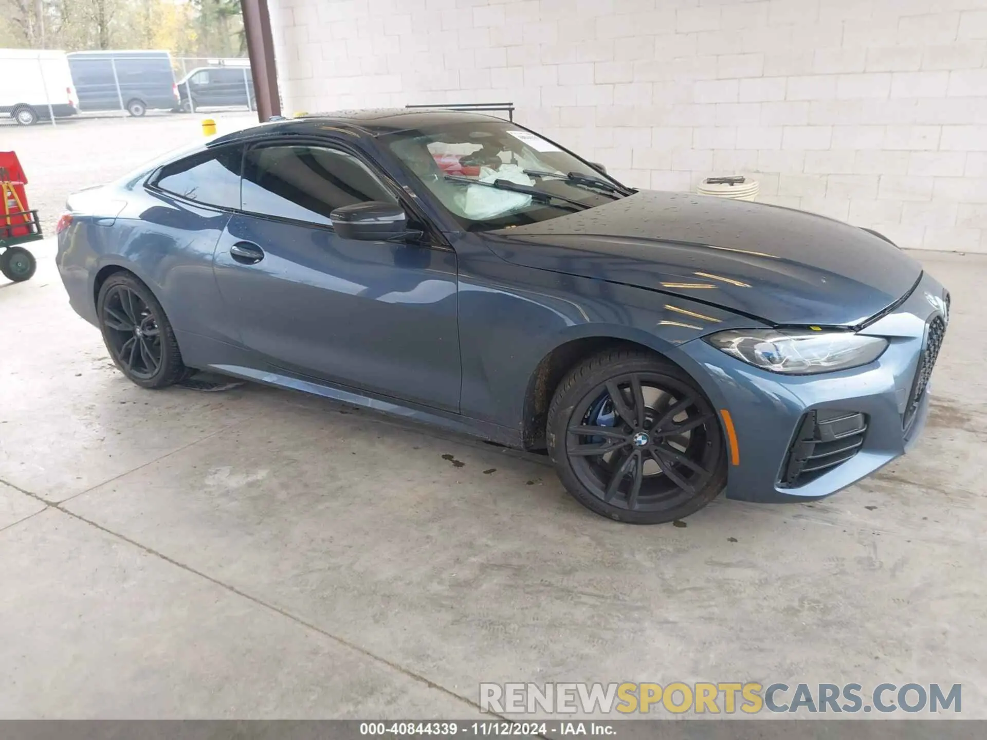 1 Photograph of a damaged car WBA13AR02MCF42726 BMW M440XI 2021