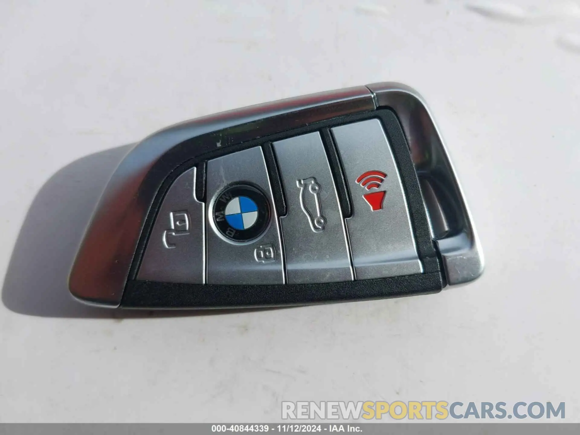 11 Photograph of a damaged car WBA13AR02MCF42726 BMW M440XI 2021