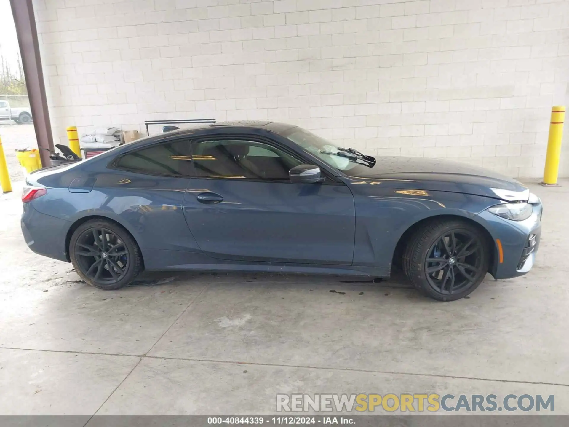 13 Photograph of a damaged car WBA13AR02MCF42726 BMW M440XI 2021
