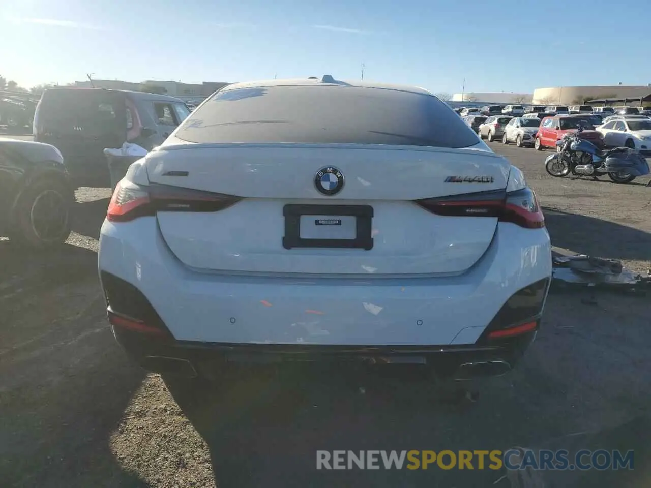 6 Photograph of a damaged car WBA13AW02NFM05111 BMW M440XI GRA 2022