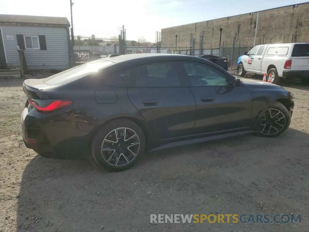 3 Photograph of a damaged car WBA13AW05NFL99403 BMW M440XI GRA 2022