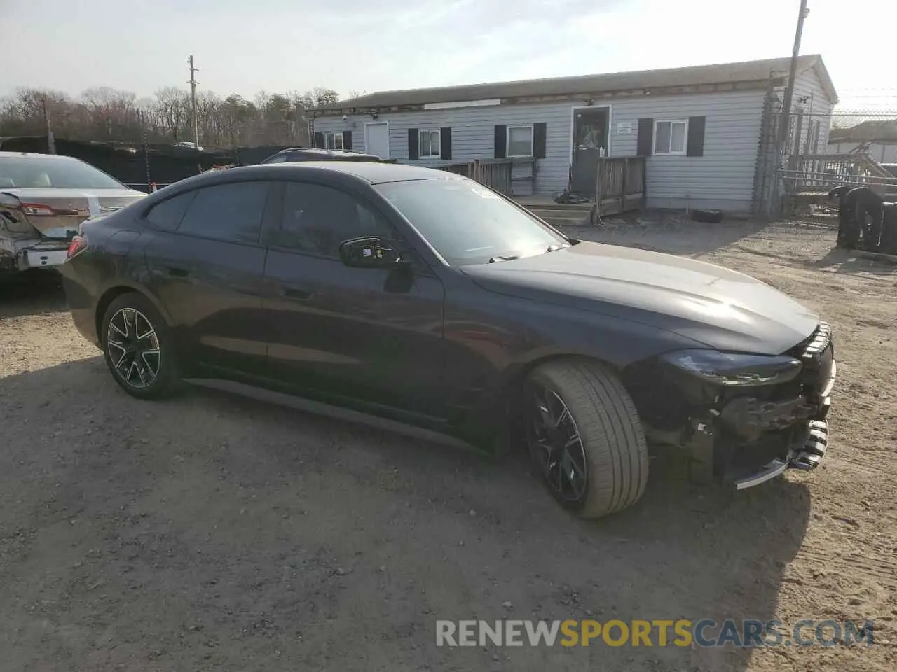 4 Photograph of a damaged car WBA13AW05NFL99403 BMW M440XI GRA 2022