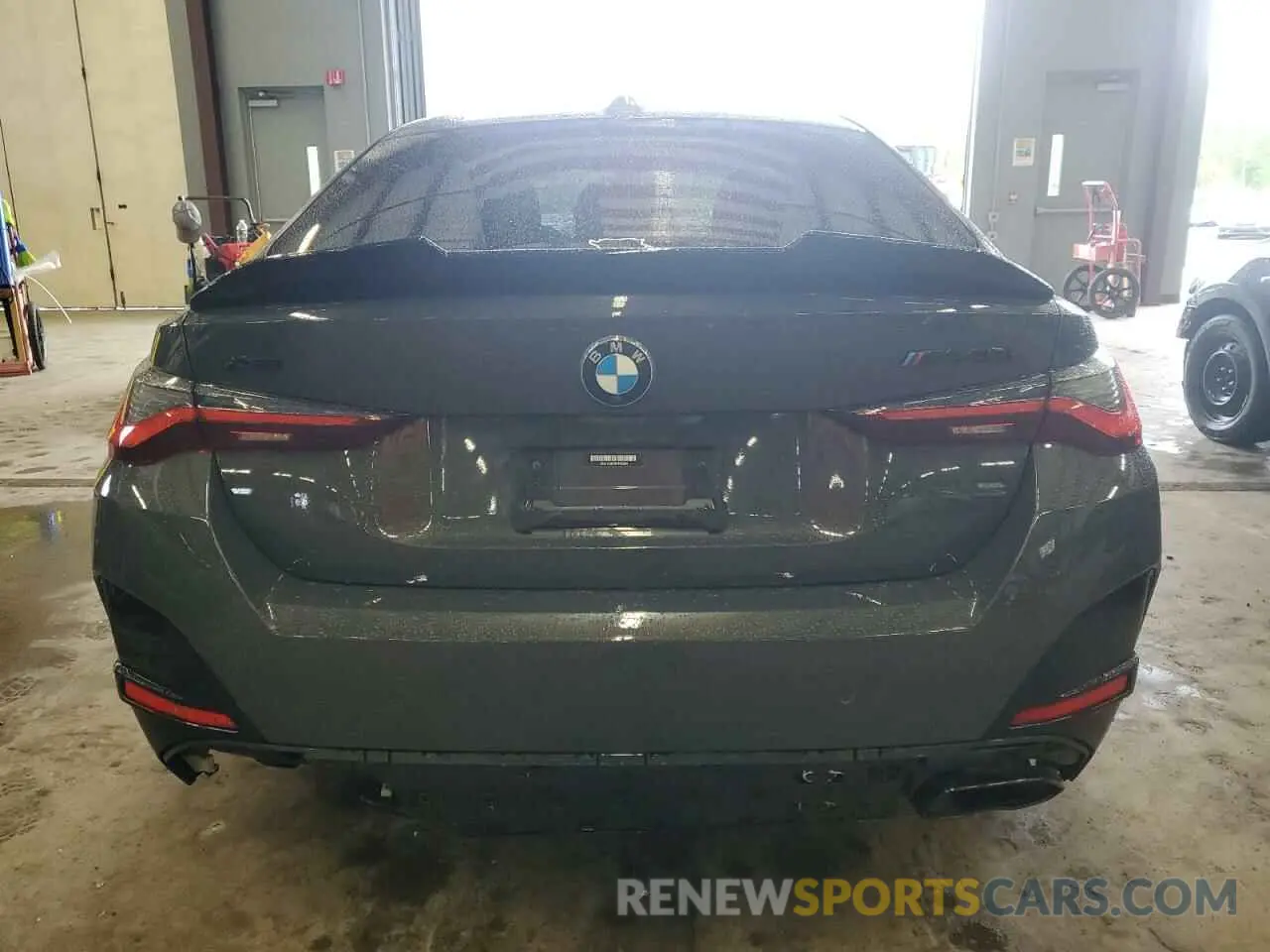 6 Photograph of a damaged car WBA13AW07NFN13384 BMW M440XI GRA 2022