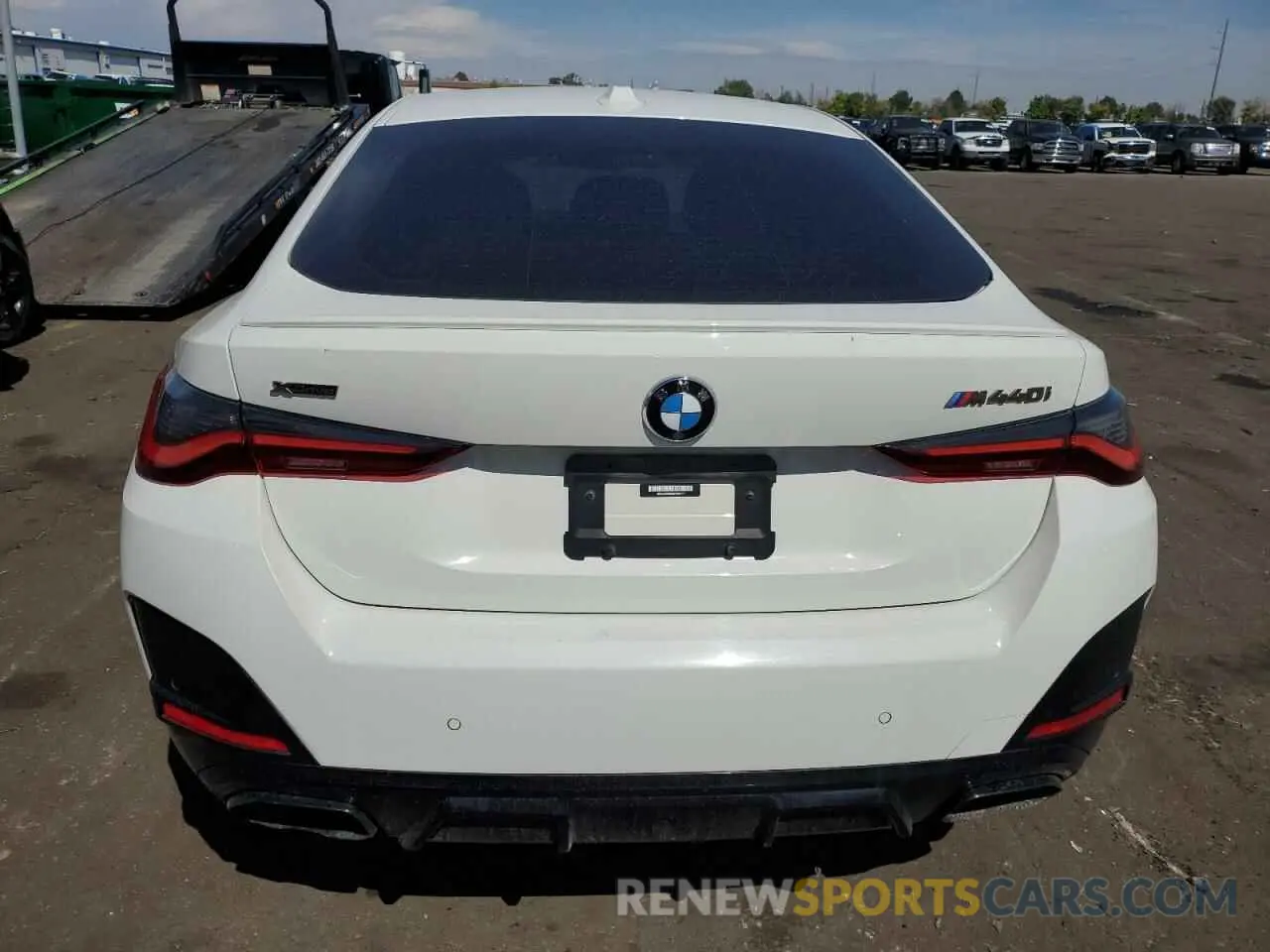 6 Photograph of a damaged car WBA13AW09NFM18177 BMW M440XI GRA 2022