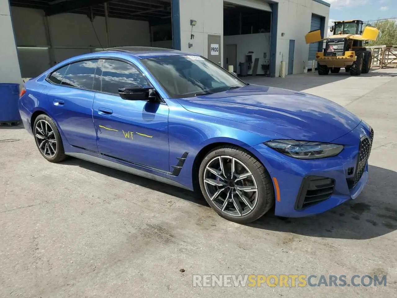 4 Photograph of a damaged car WBA13AW0XNFM50166 BMW M440XI GRA 2022