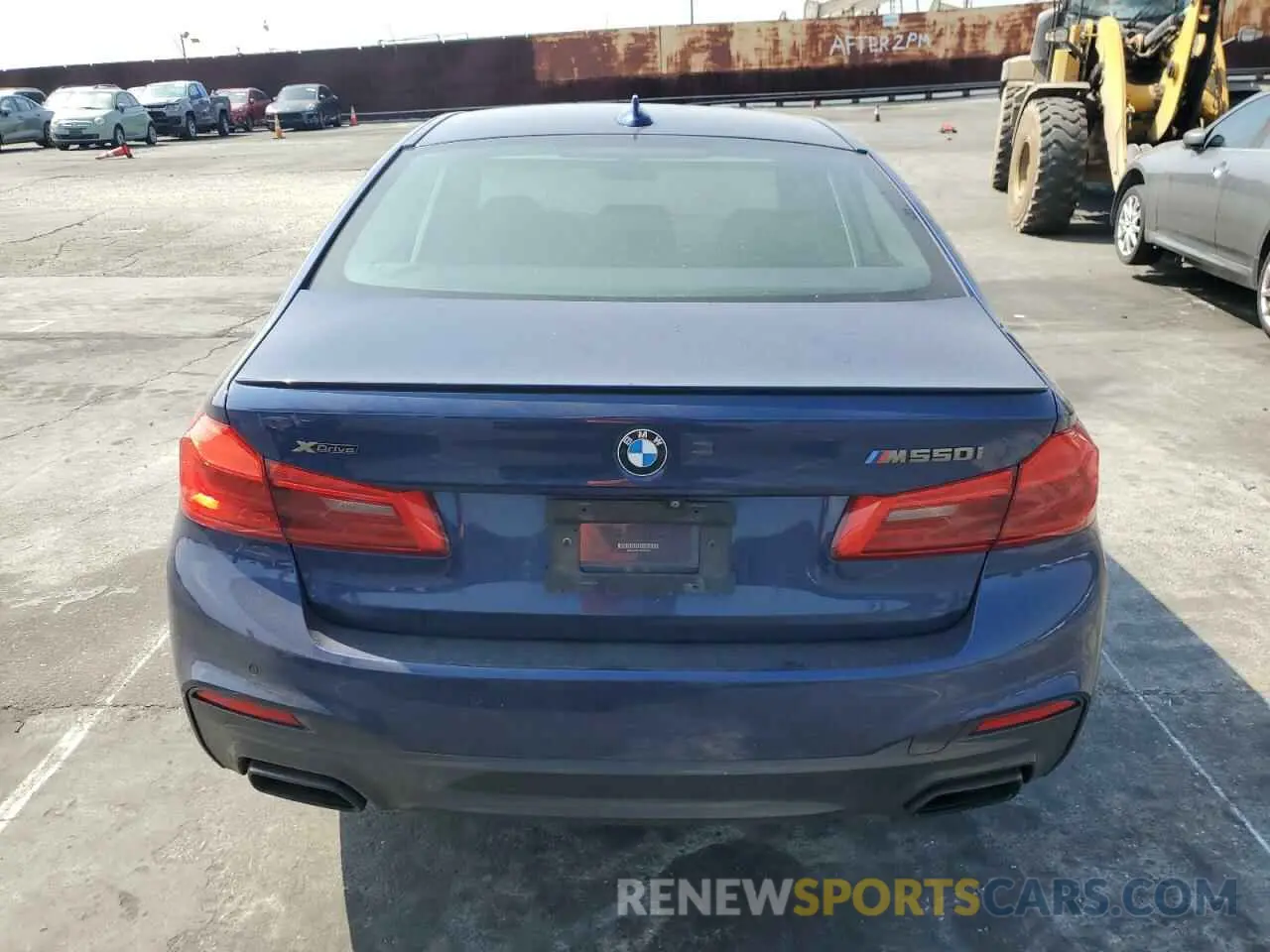 6 Photograph of a damaged car WBAJB9C51KB464722 BMW M5 2019