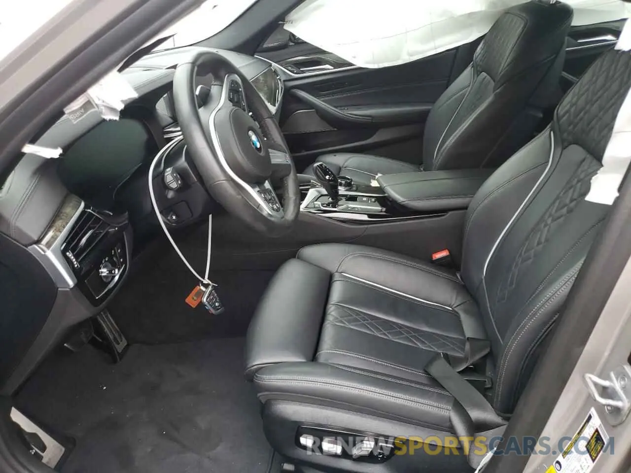 5 Photograph of a damaged car WBAJB9C52KB464647 BMW M5 2019