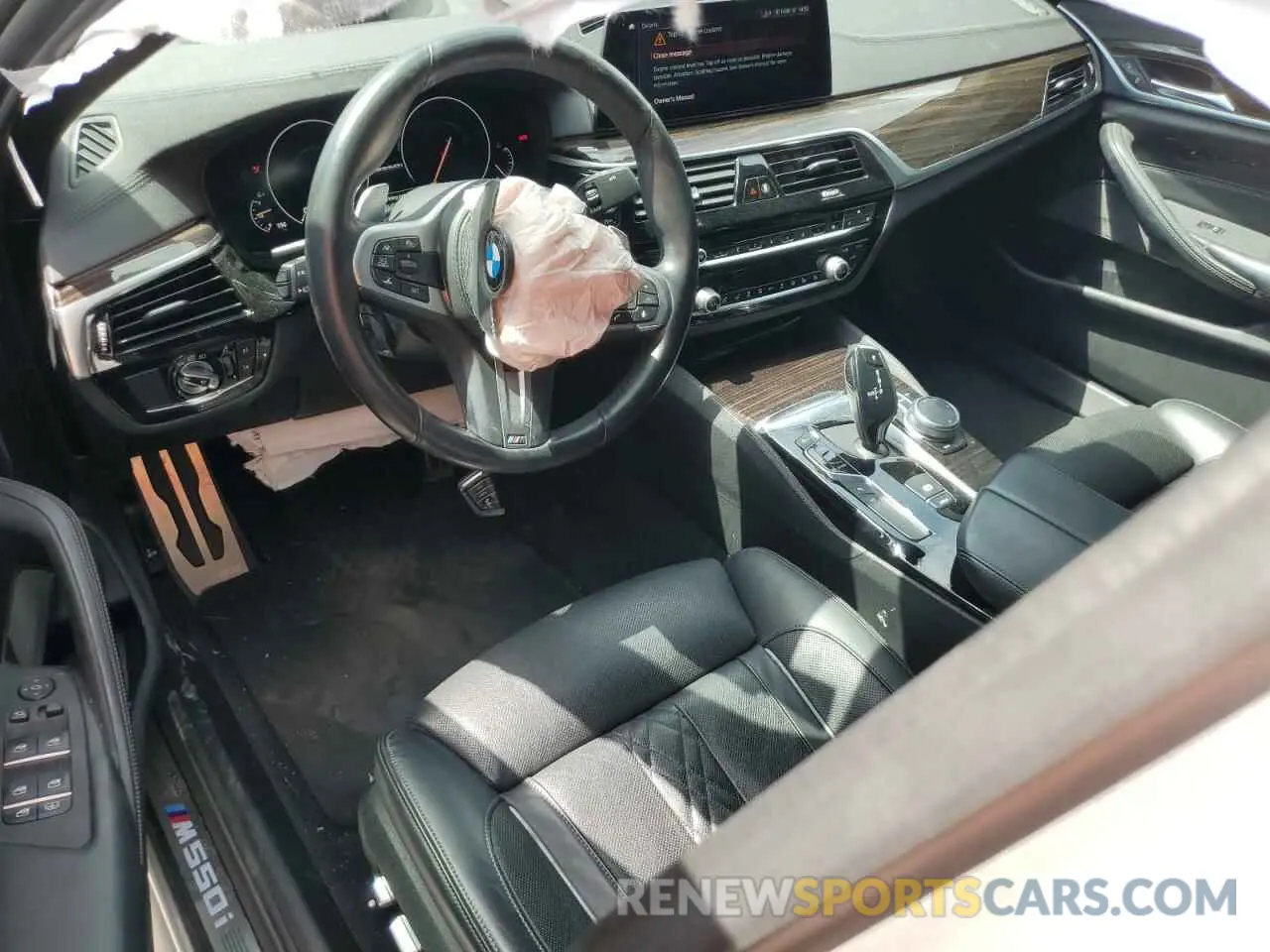 8 Photograph of a damaged car WBAJB9C53KB464902 BMW M5 2019