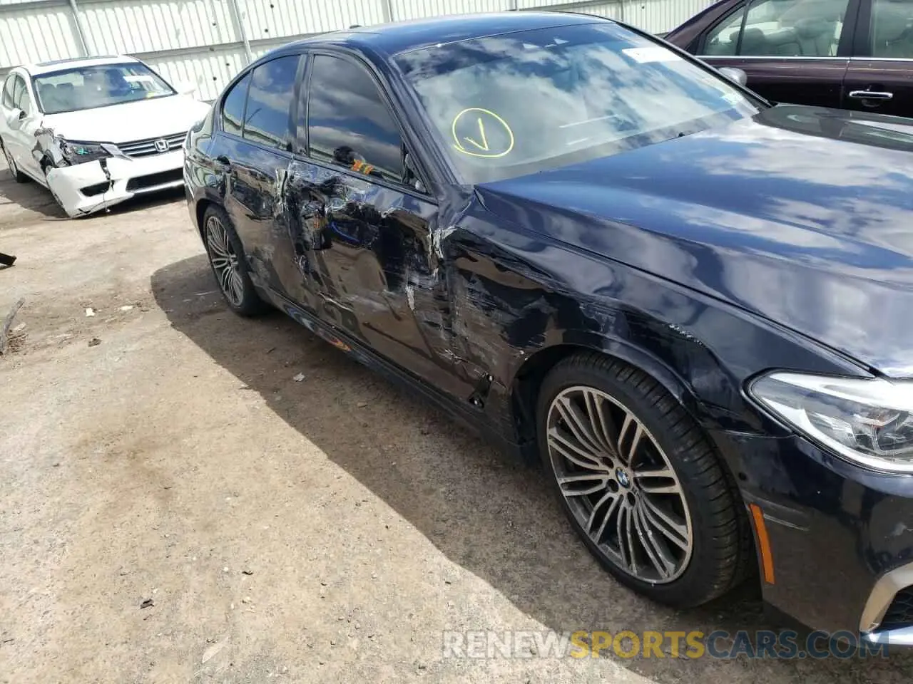 9 Photograph of a damaged car WBAJB9C54KB464665 BMW M5 2019
