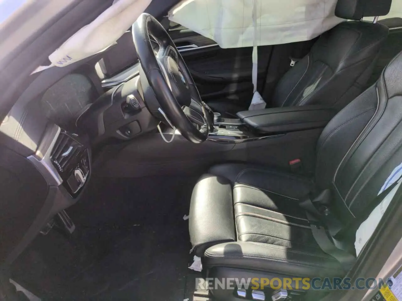 7 Photograph of a damaged car WBAJB9C55KB289178 BMW M5 2019
