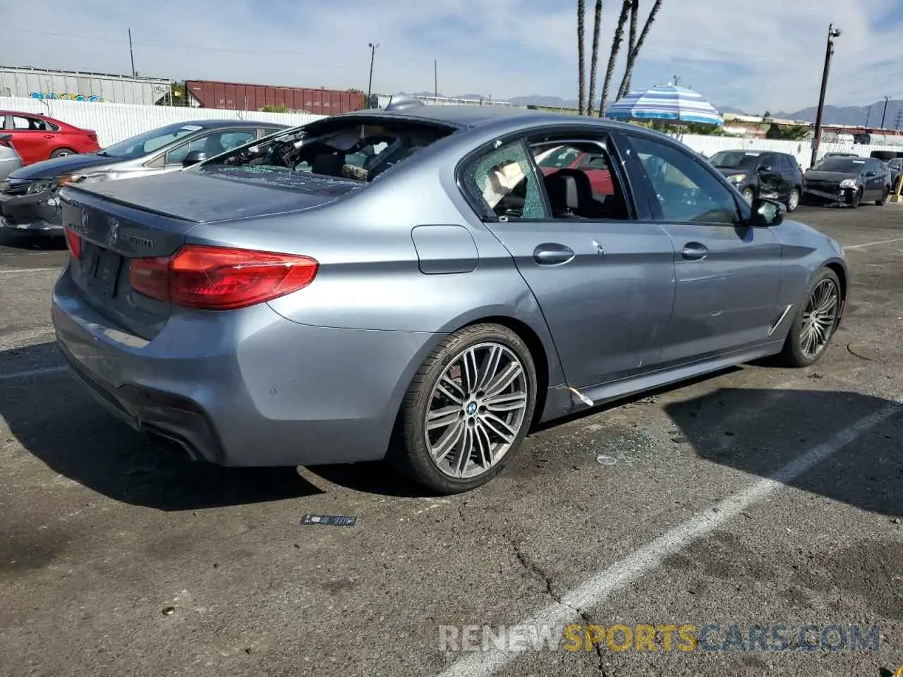 3 Photograph of a damaged car WBAJB9C56KB287939 BMW M5 2019