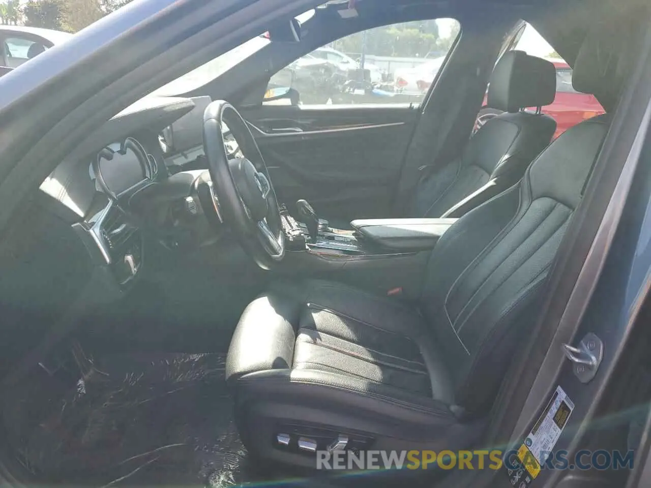 7 Photograph of a damaged car WBAJB9C56KB287939 BMW M5 2019