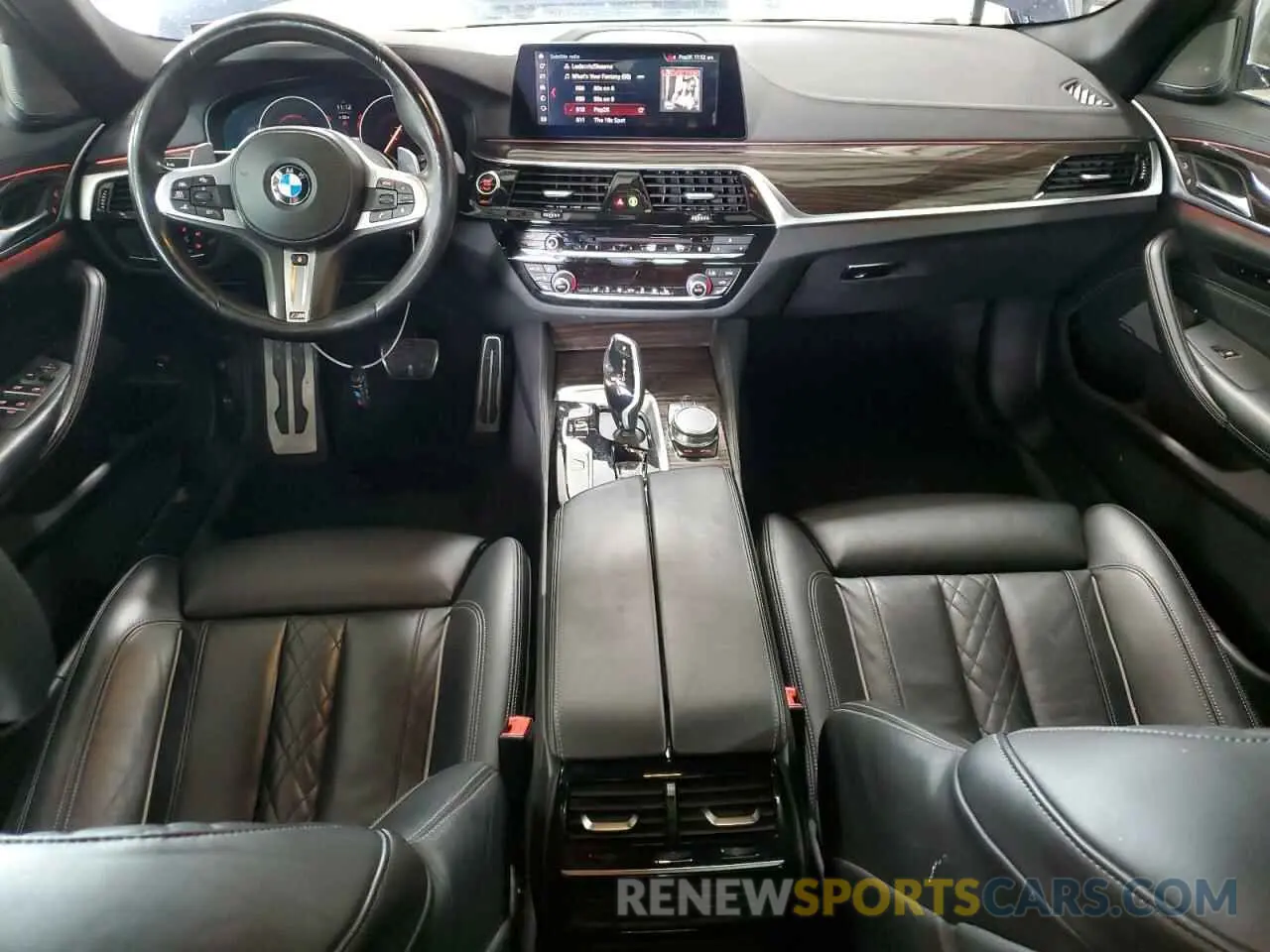 8 Photograph of a damaged car WBAJB9C58KB287604 BMW M5 2019