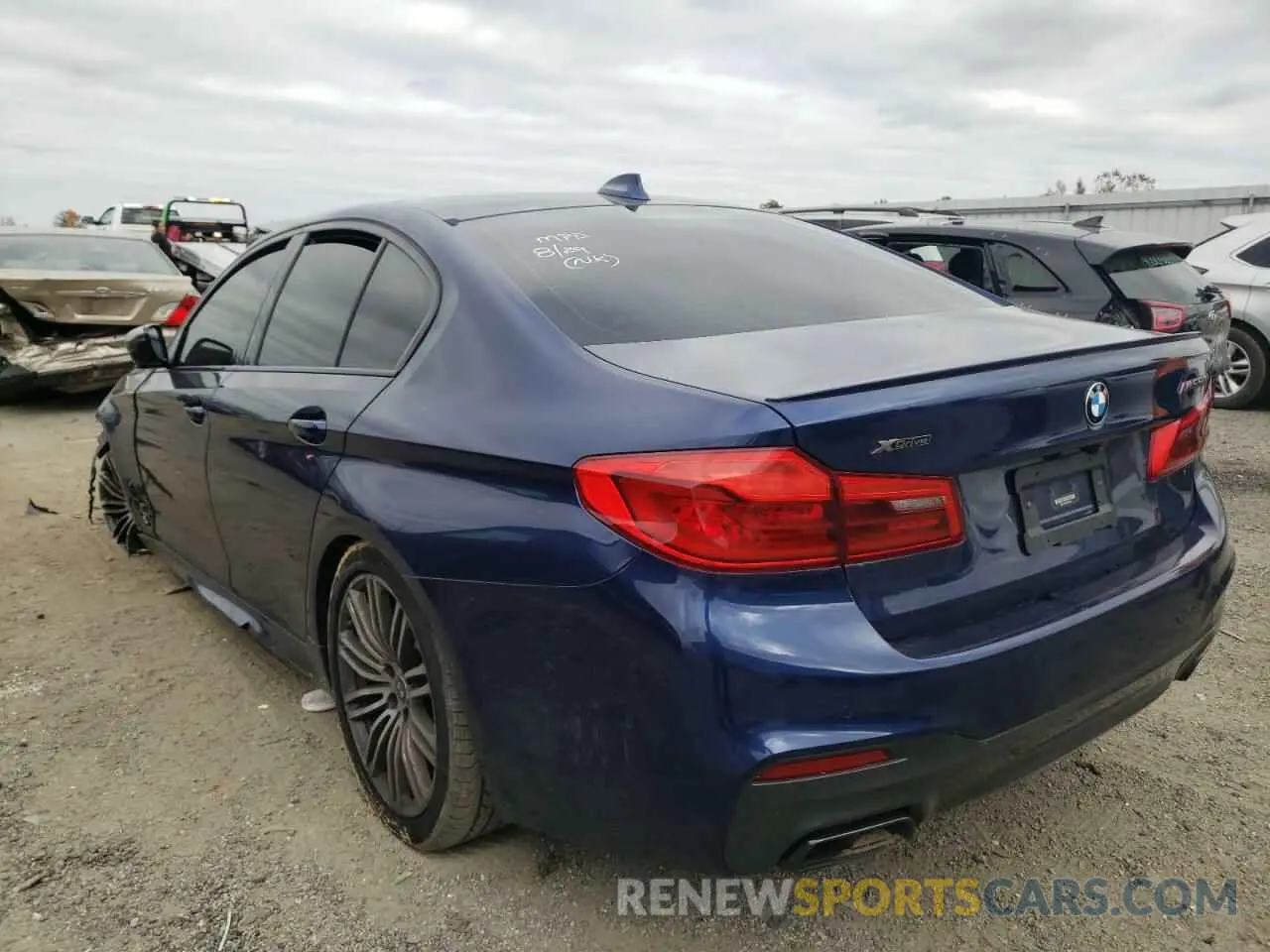 3 Photograph of a damaged car WBAJB9C58KB464961 BMW M5 2019