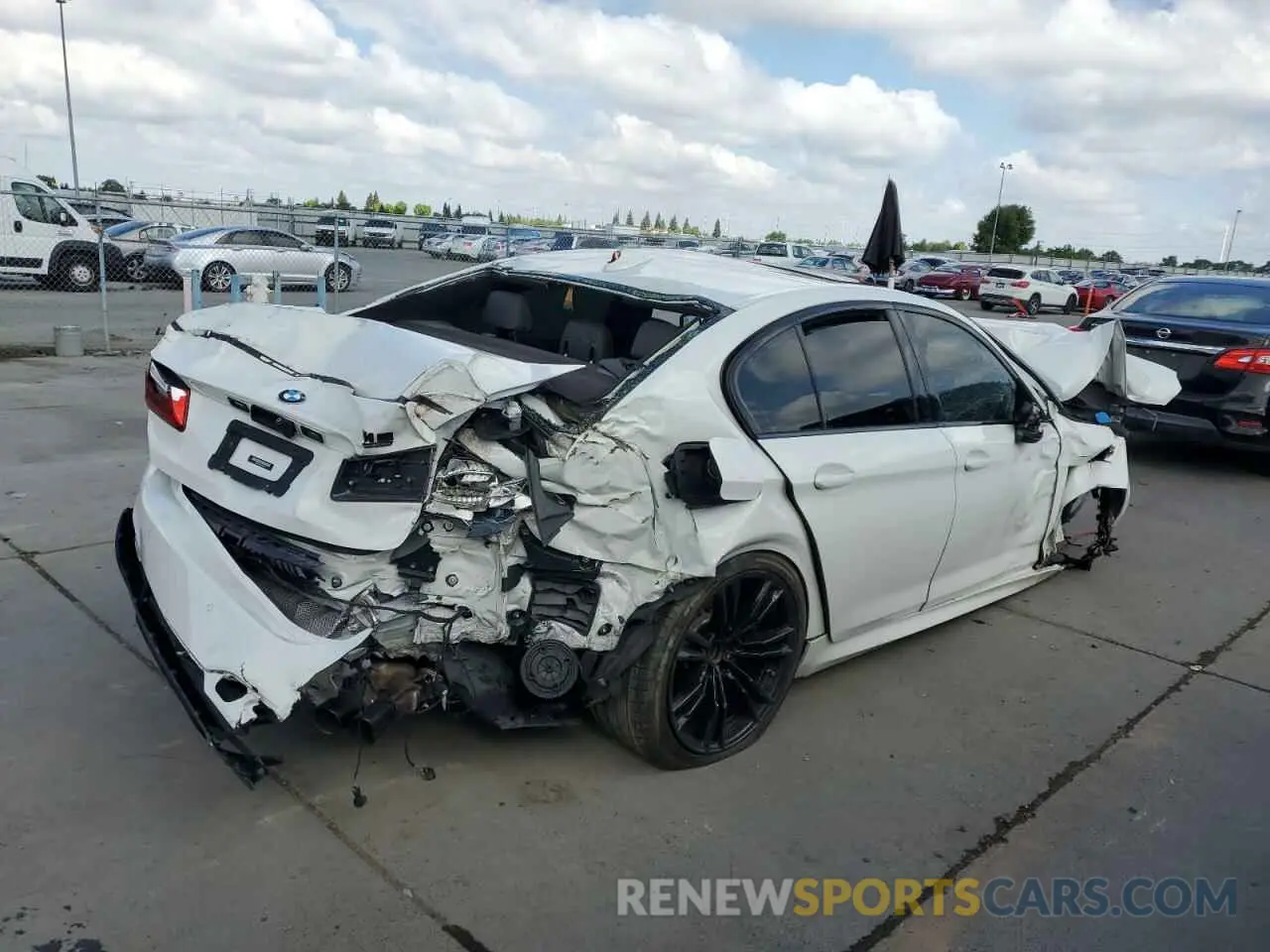 3 Photograph of a damaged car WBSJF0C50KB448040 BMW M5 2019