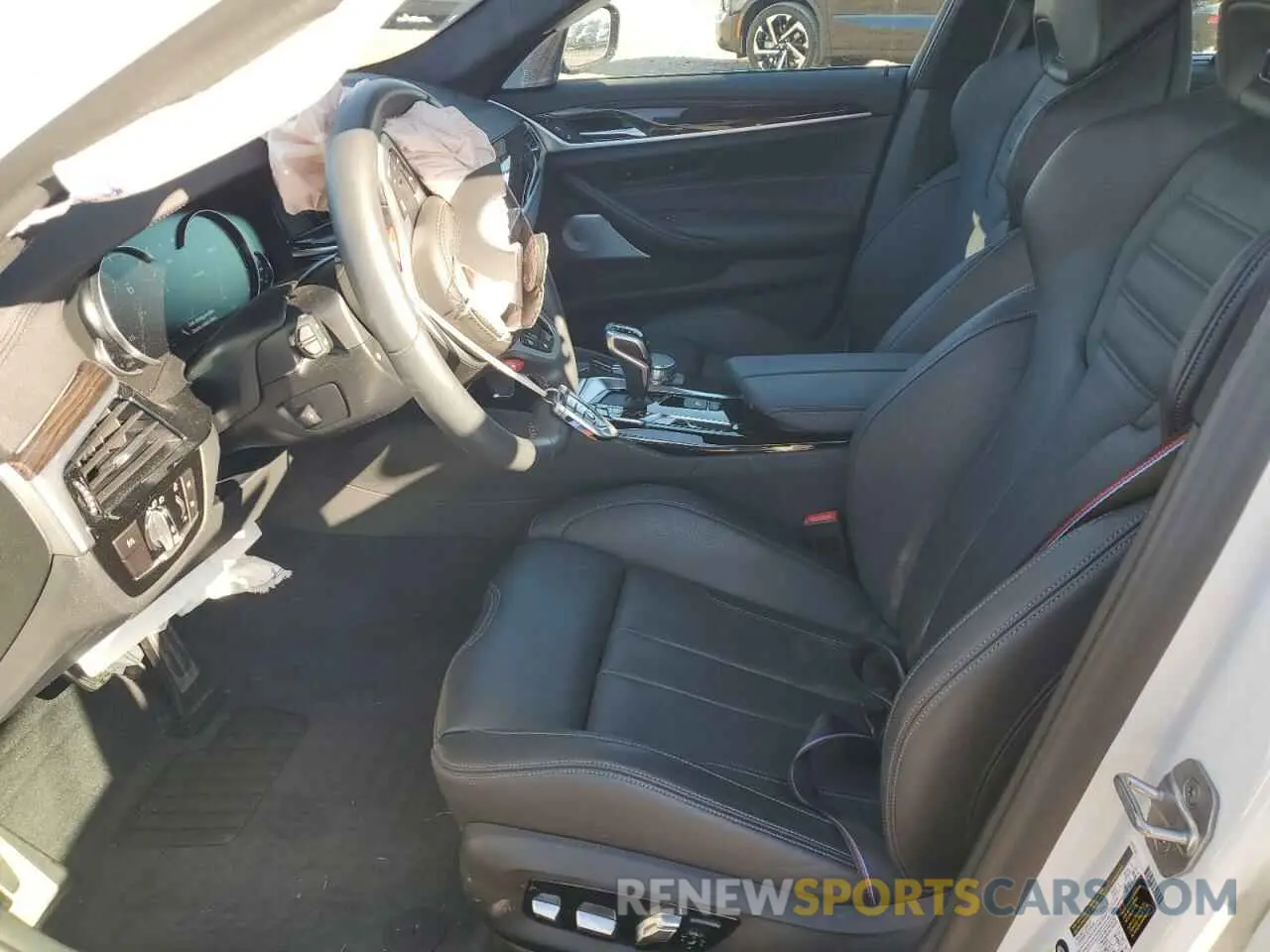 7 Photograph of a damaged car WBSJF0C51KB448600 BMW M5 2019
