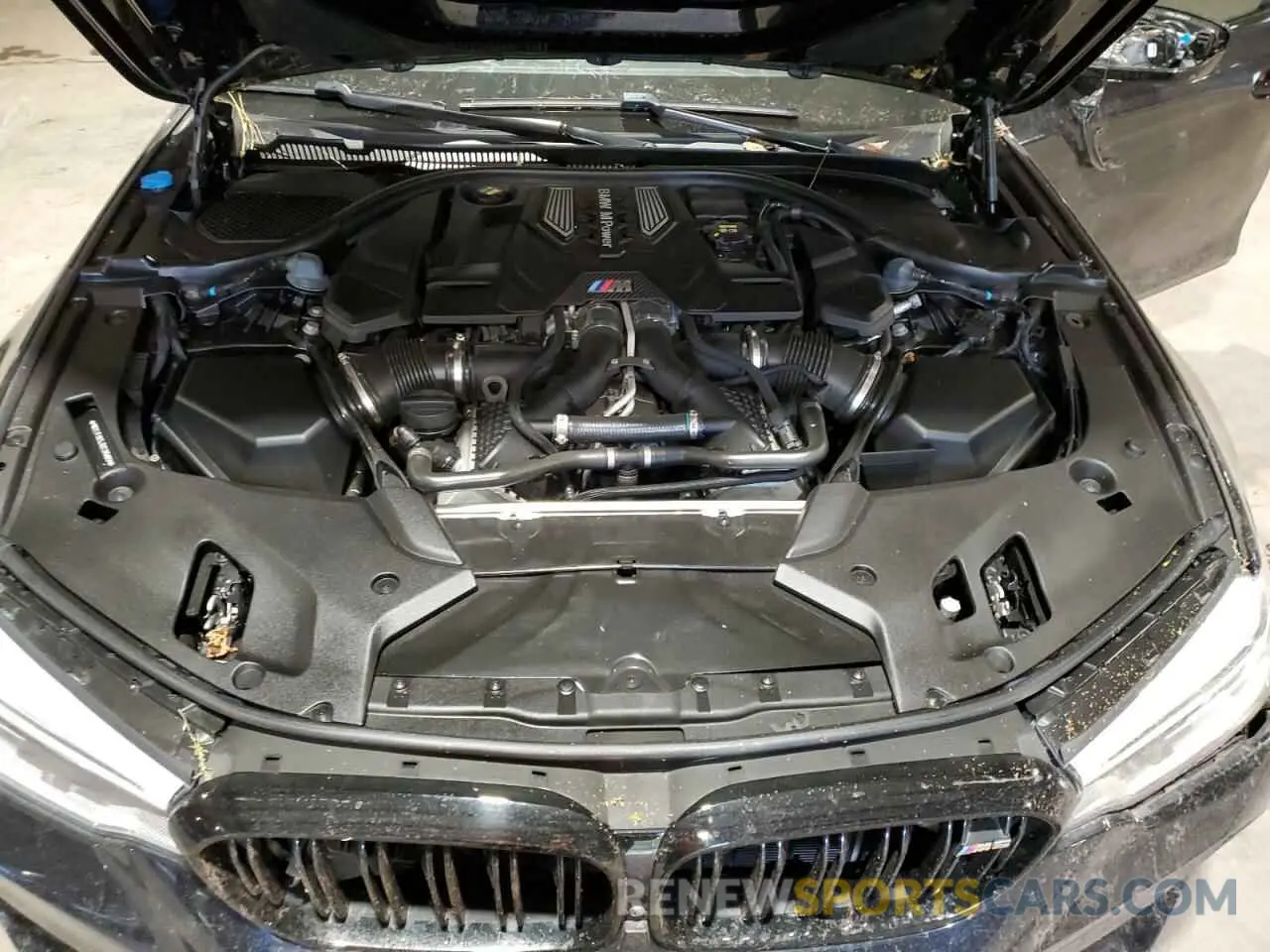11 Photograph of a damaged car WBSJF0C53KB285089 BMW M5 2019