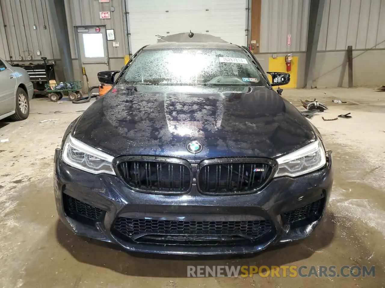 5 Photograph of a damaged car WBSJF0C53KB285089 BMW M5 2019