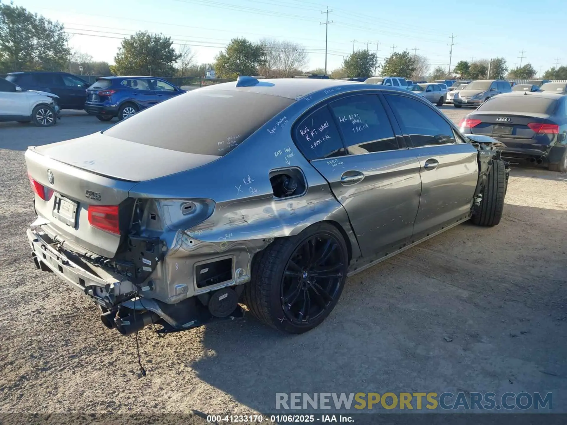 4 Photograph of a damaged car WBSJF0C54KB448610 BMW M5 2019