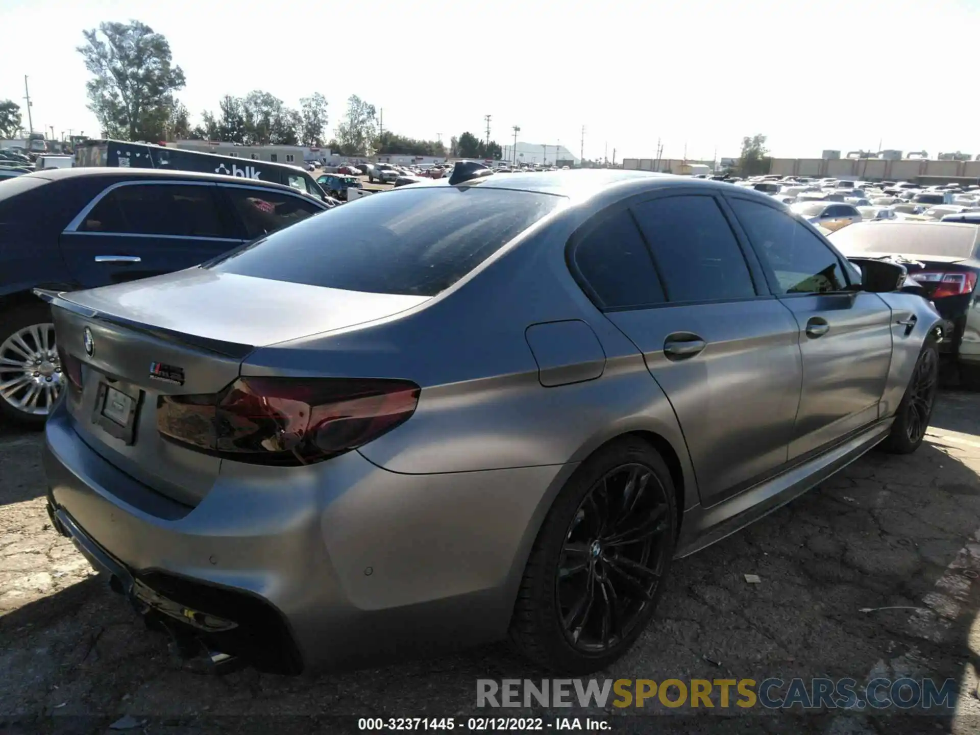 4 Photograph of a damaged car WBSJF0C55KB285093 BMW M5 2019