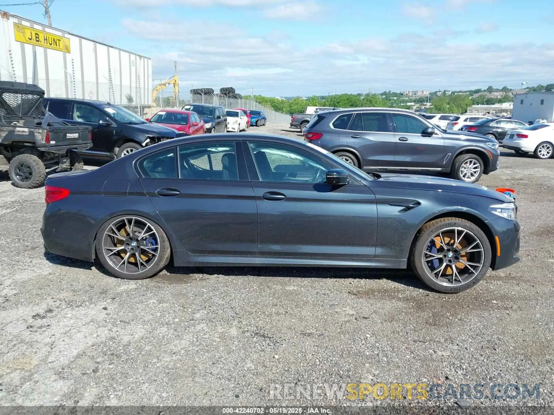 13 Photograph of a damaged car WBSJF0C56KB448351 BMW M5 2019