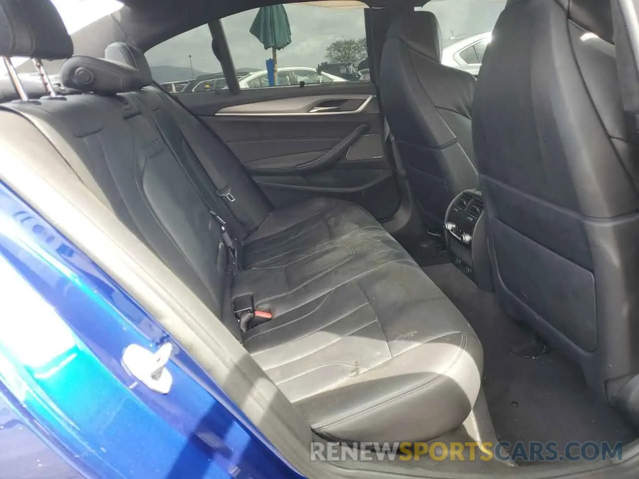 10 Photograph of a damaged car WBSJF0C58KB448366 BMW M5 2019